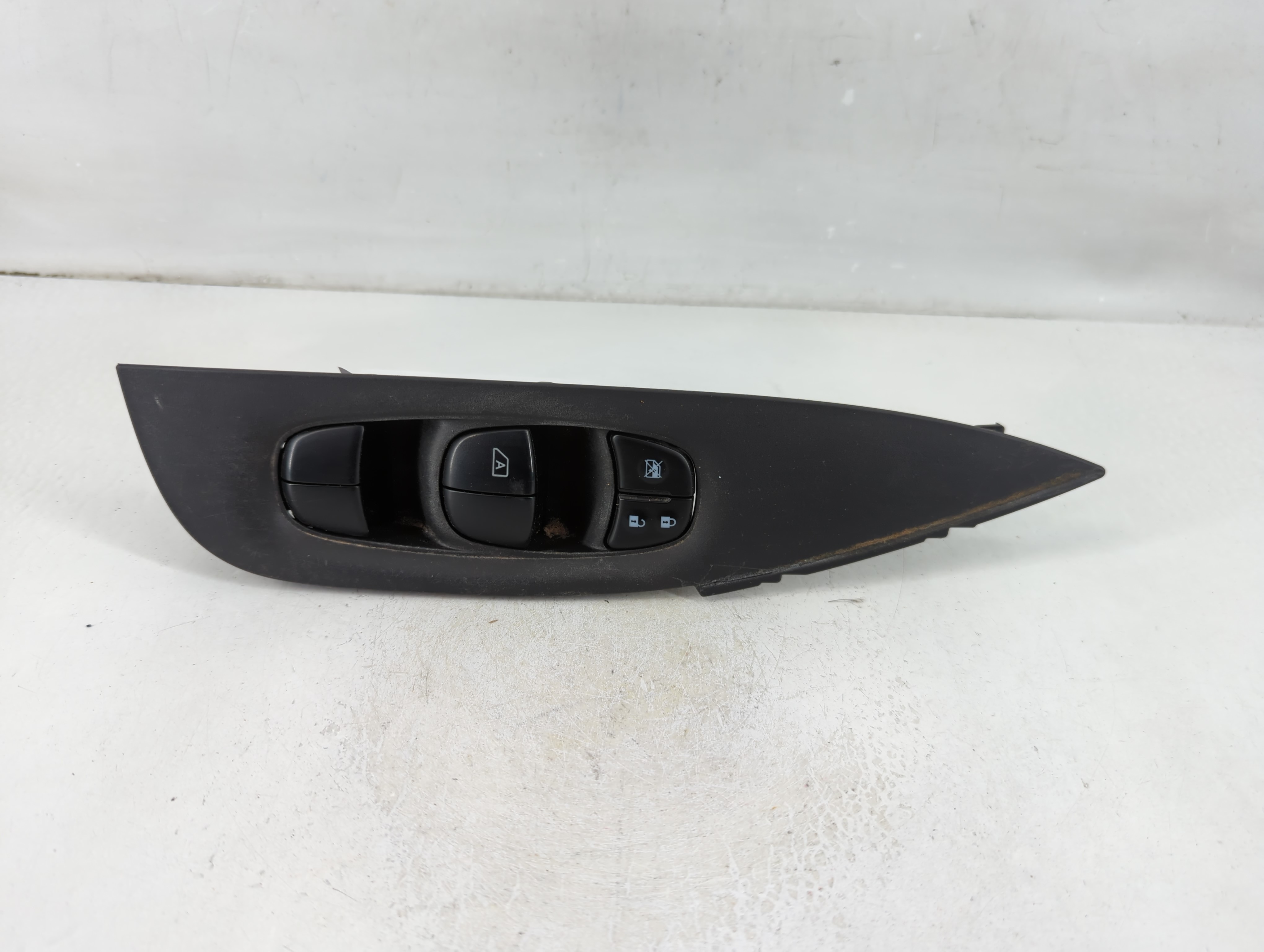 2017-2022 Nissan Rogue Sport Driver Left Door Master Power Window Switch 1108374 - Oemusedautoparts1.com