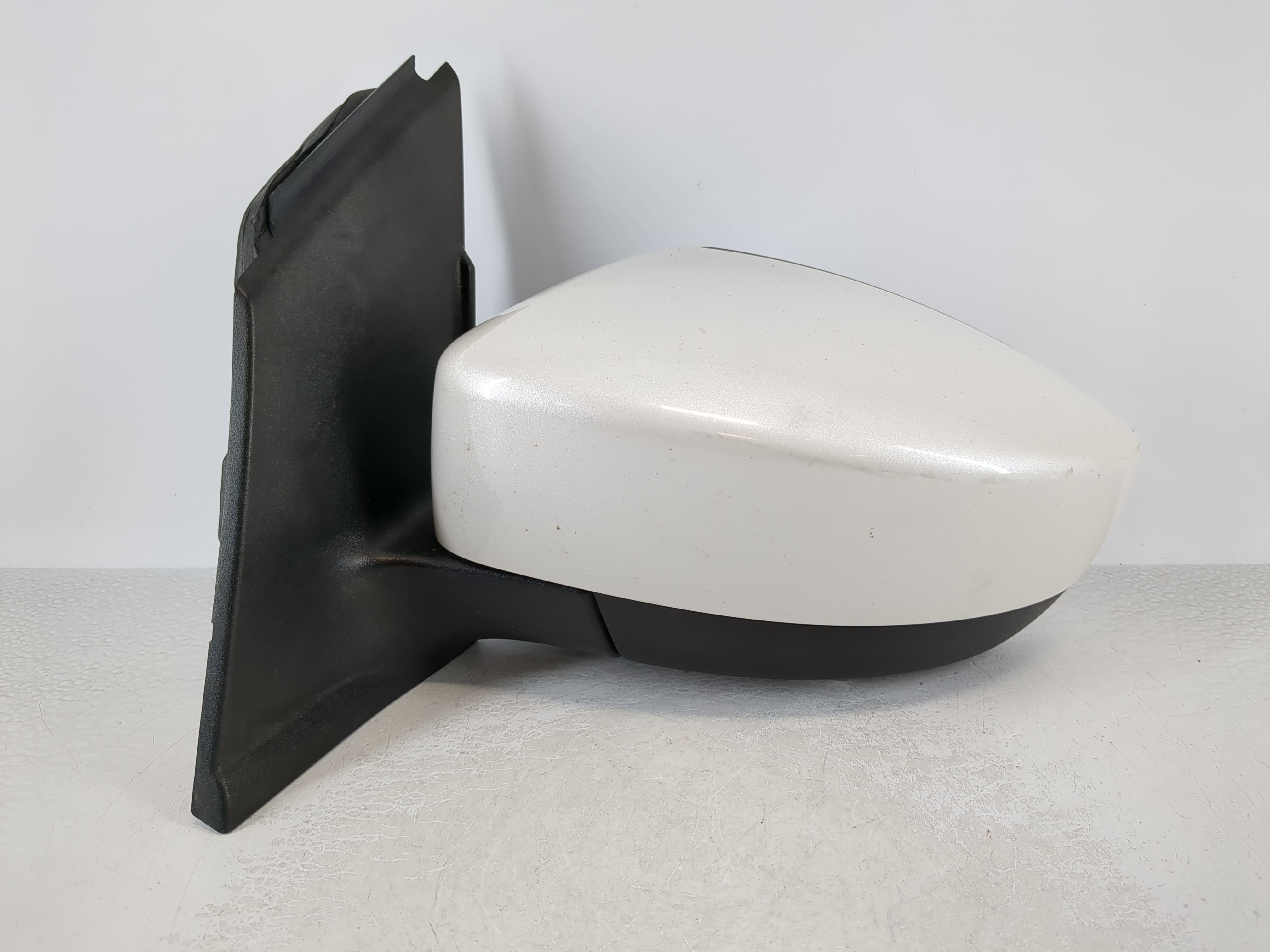 Picture of 2017-2019 Ford Escape Driver Left Side View Power Door Mirror White 1108377