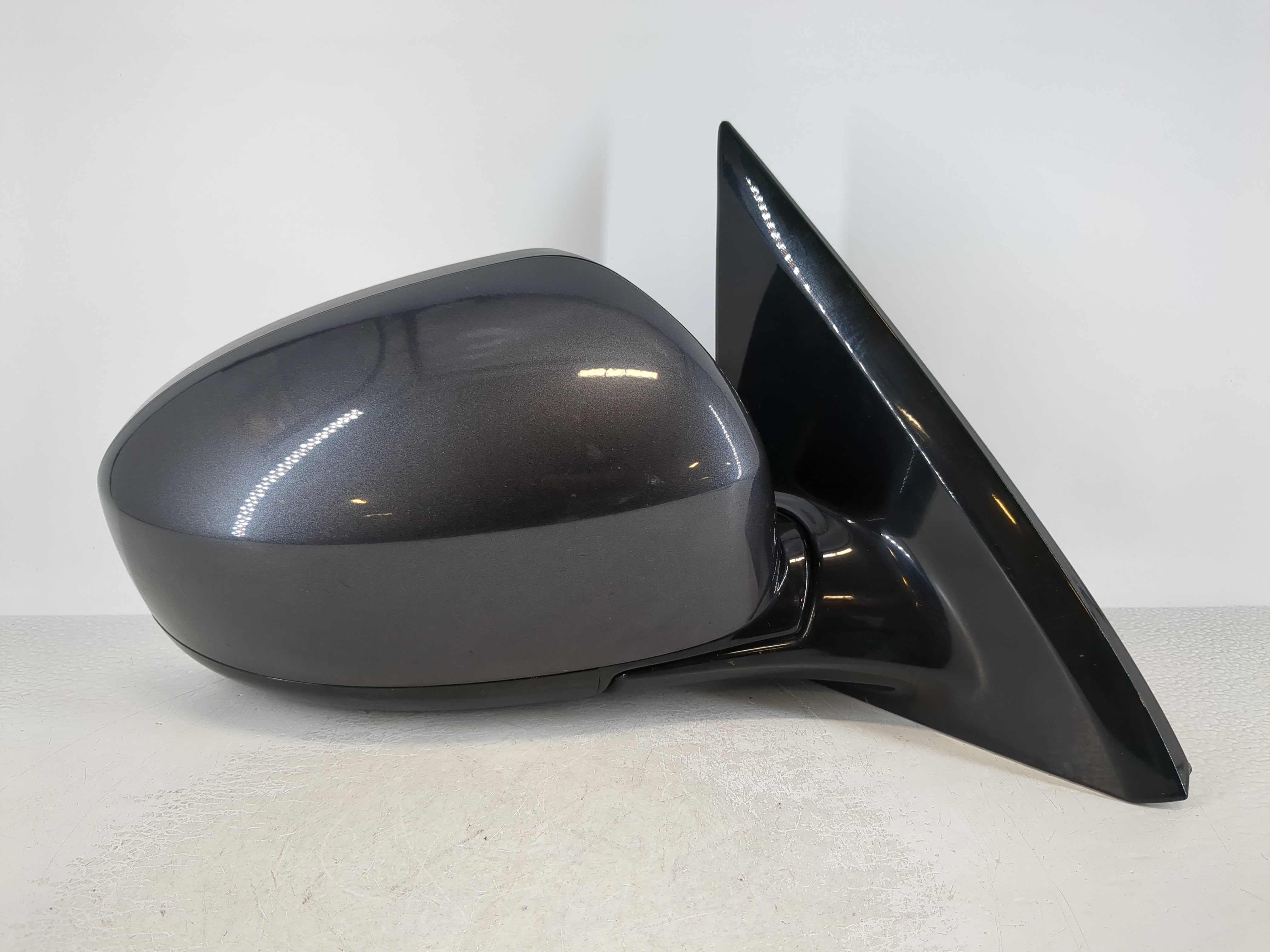 Picture of 2013-2016 Nissan Pathfinder Passenger Right Side View Power Door Mirror 1108379