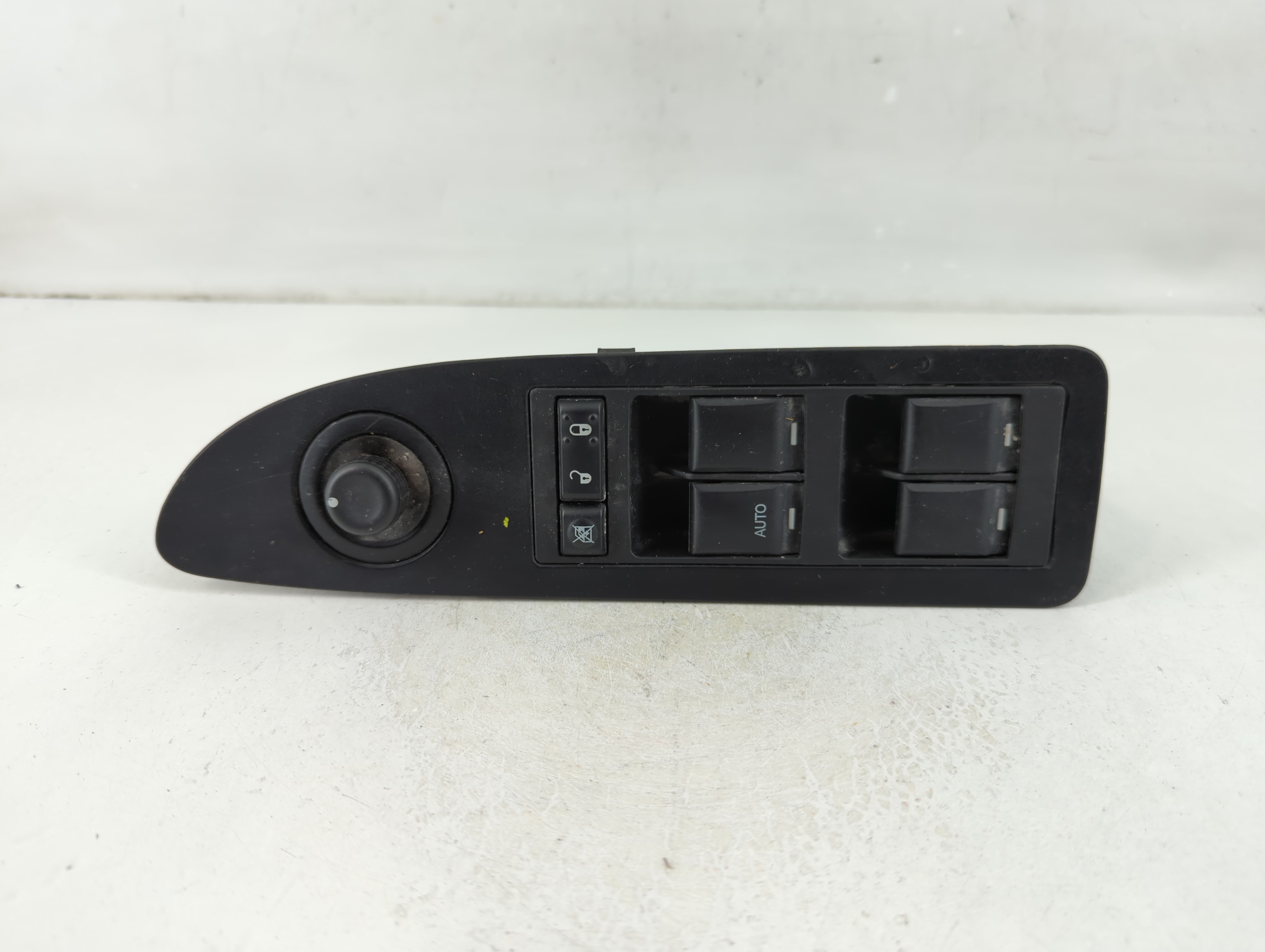 2011-2014 Chrysler 200 Driver Left Door Master Power Window Switch 1108387 - Oemusedautoparts1.com