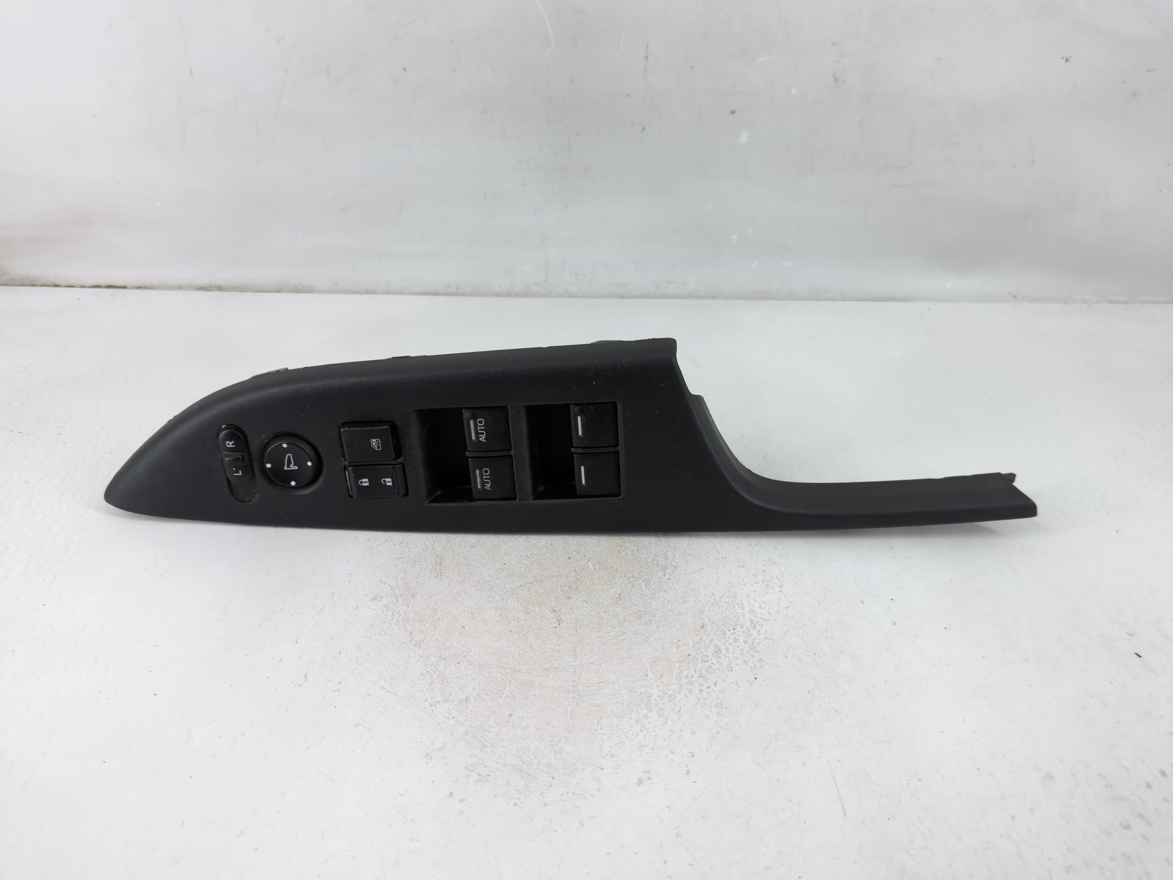 2013-2017 Honda Accord Driver Left Door Master Power Window Switch 1108408 - Oemusedautoparts1.com