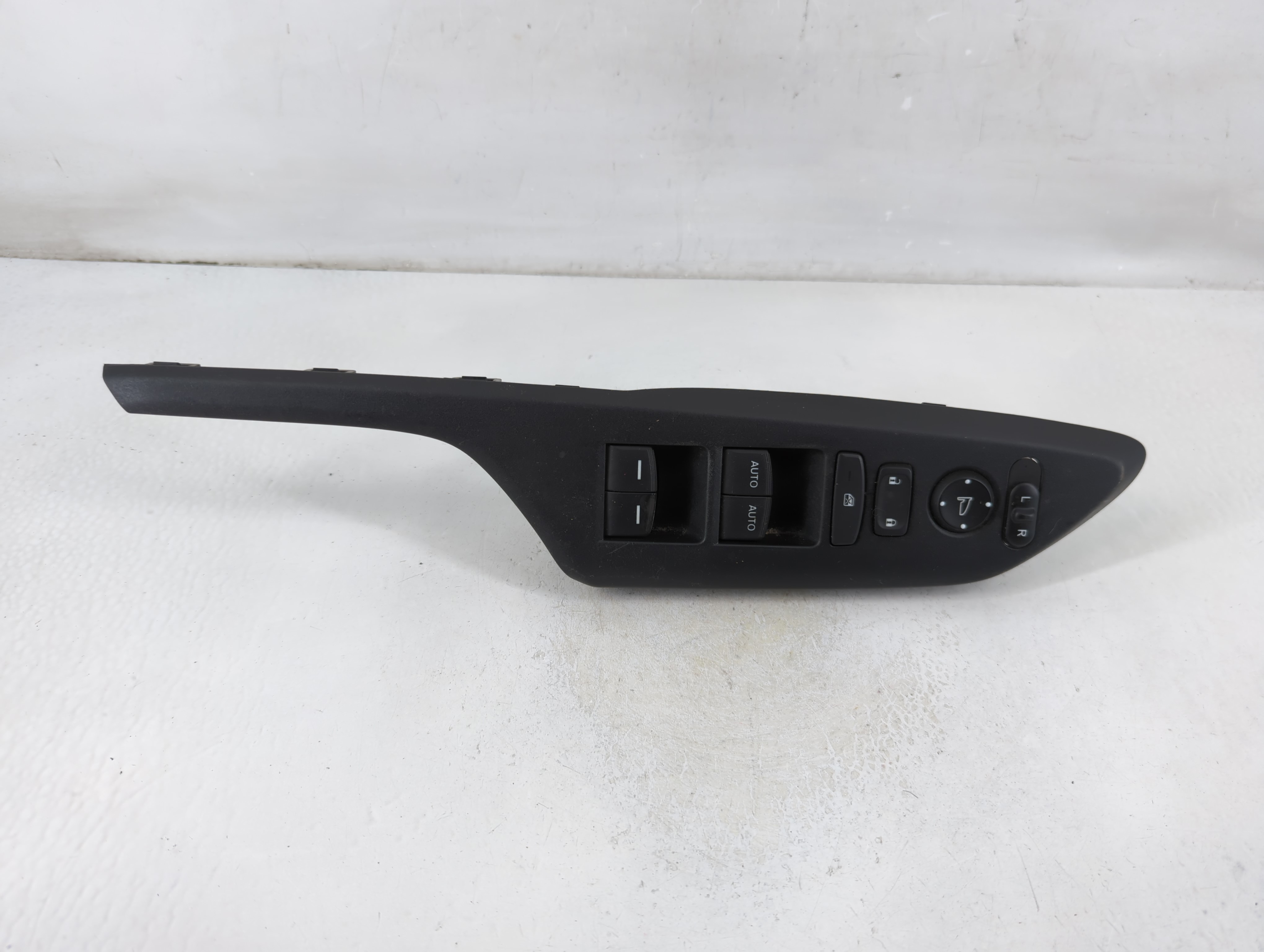 2016-2021 Honda Civic Driver Left Door Master Power Window Switch 1108412 - Oemusedautoparts1.com