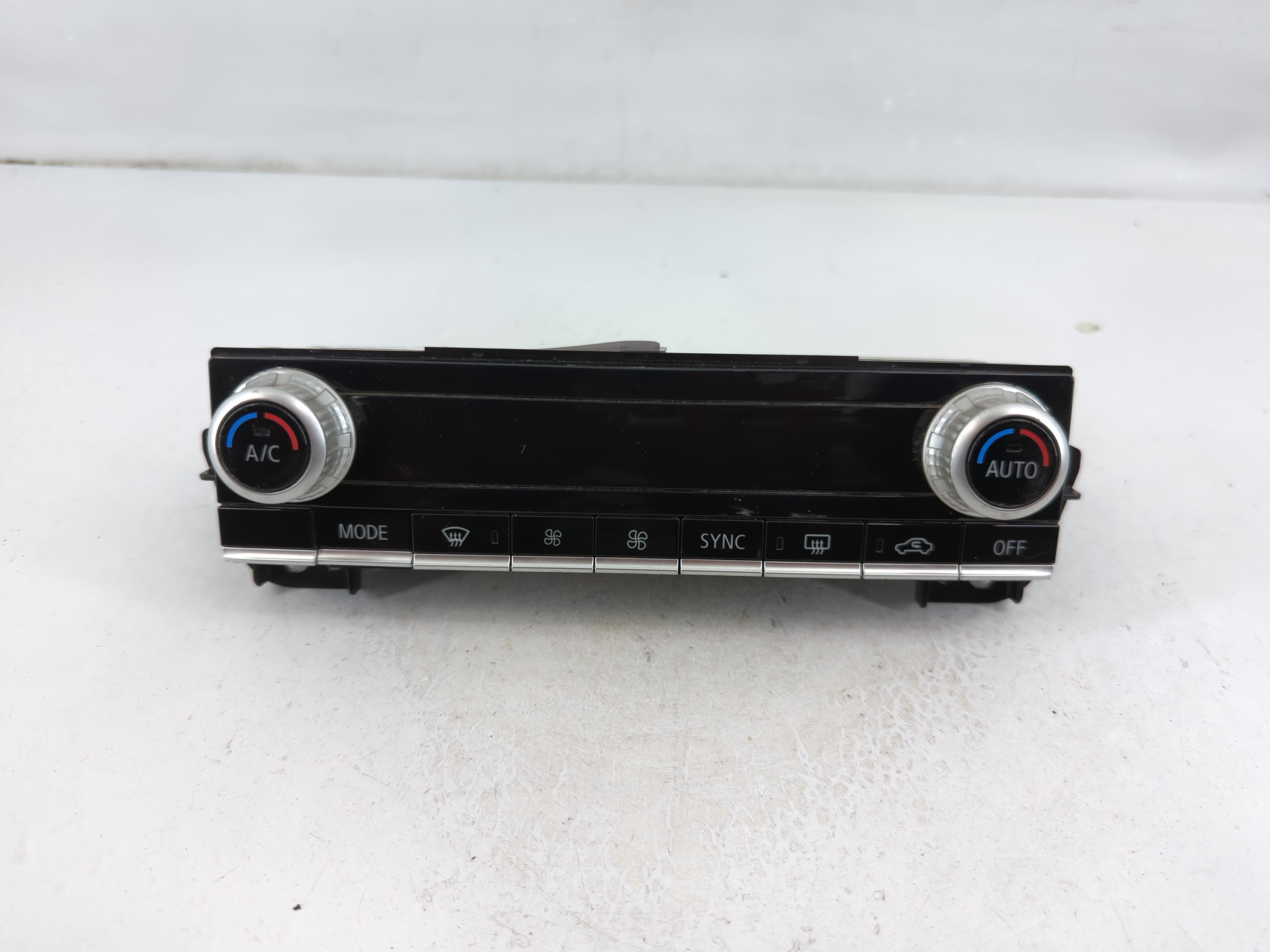 2020 Mitsubishi Outlander Ac Heater Climate Control 7820b229 1108437 - Oemusedautoparts1.com