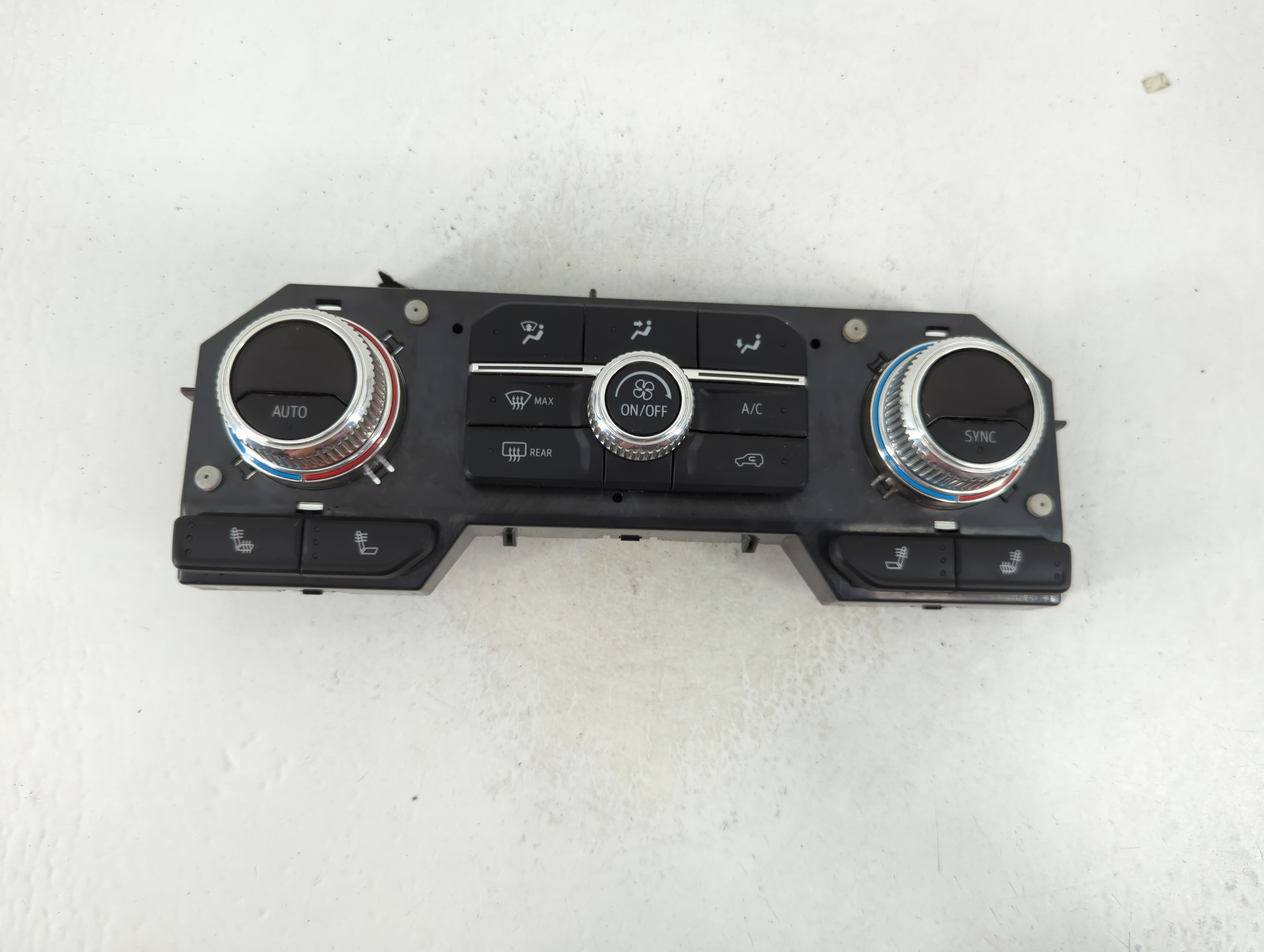2021-2021 Gmc Sierra 1500 Ac Heater Climate Control 84692239 1108438 - Oemusedautoparts1.com