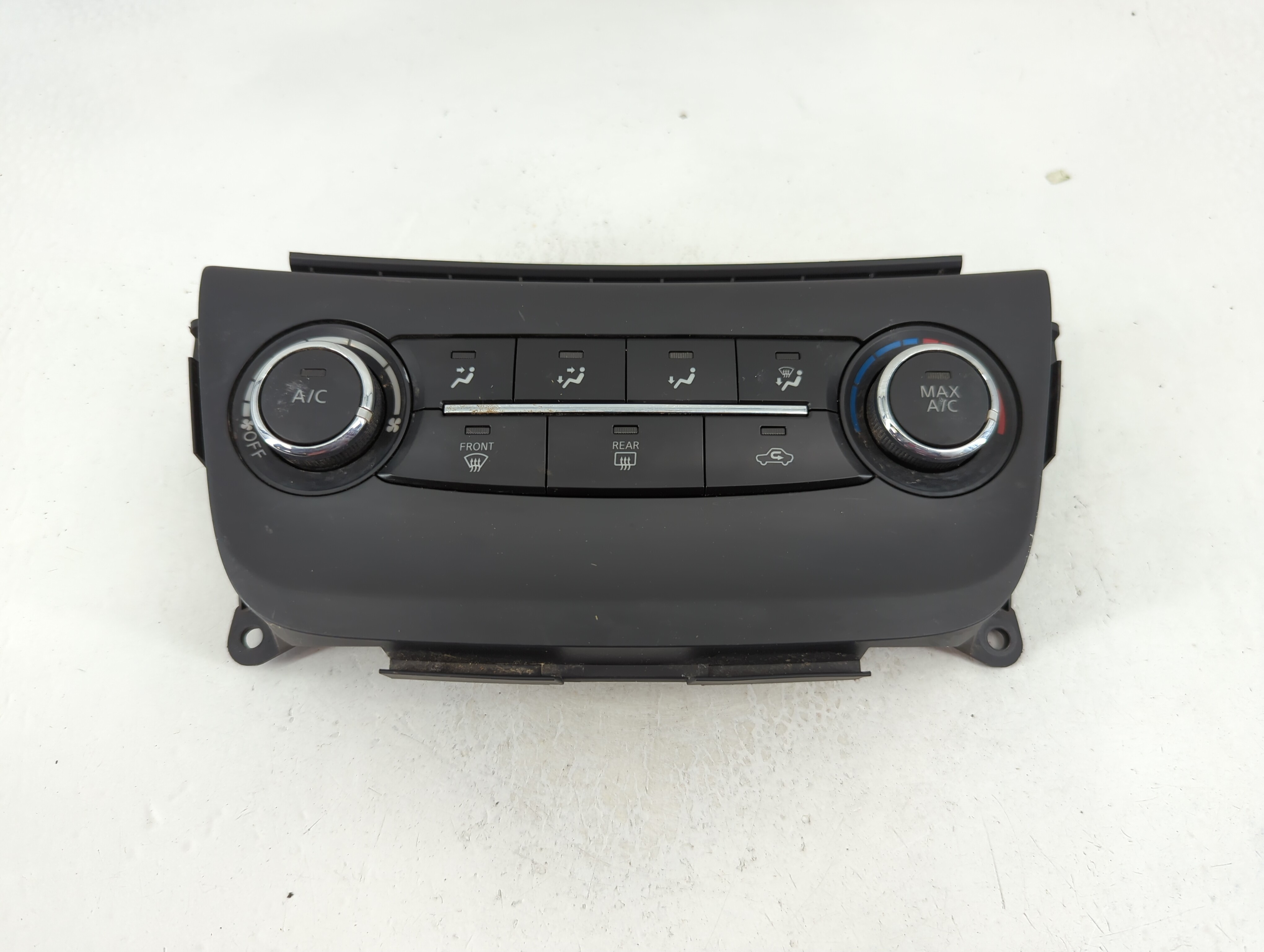 2015-2017 Nissan Sentra Ac Heater Roof Climate Control 2750004at2a 1108441 - Oemusedautoparts1.com