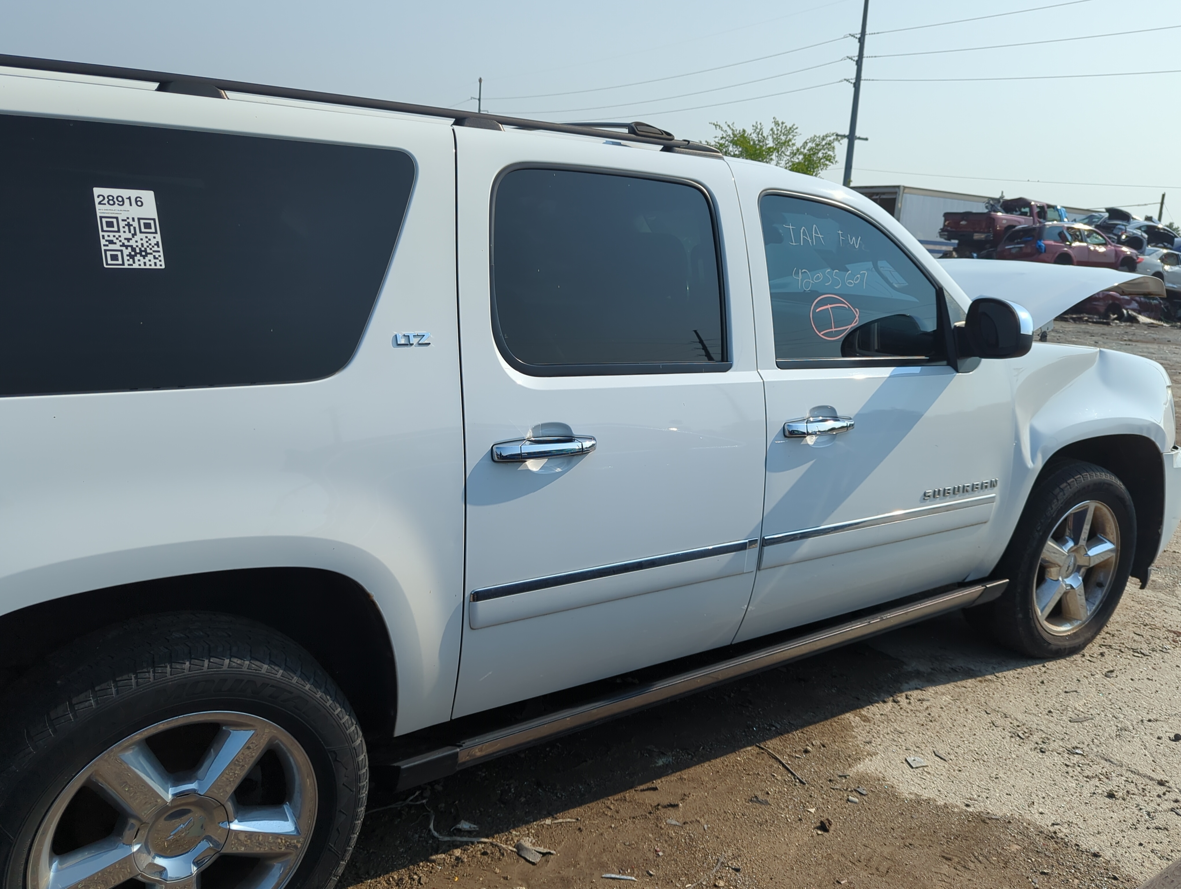 Picture of Chevrolet Suburban Passenger Rear Door Oem 1108568