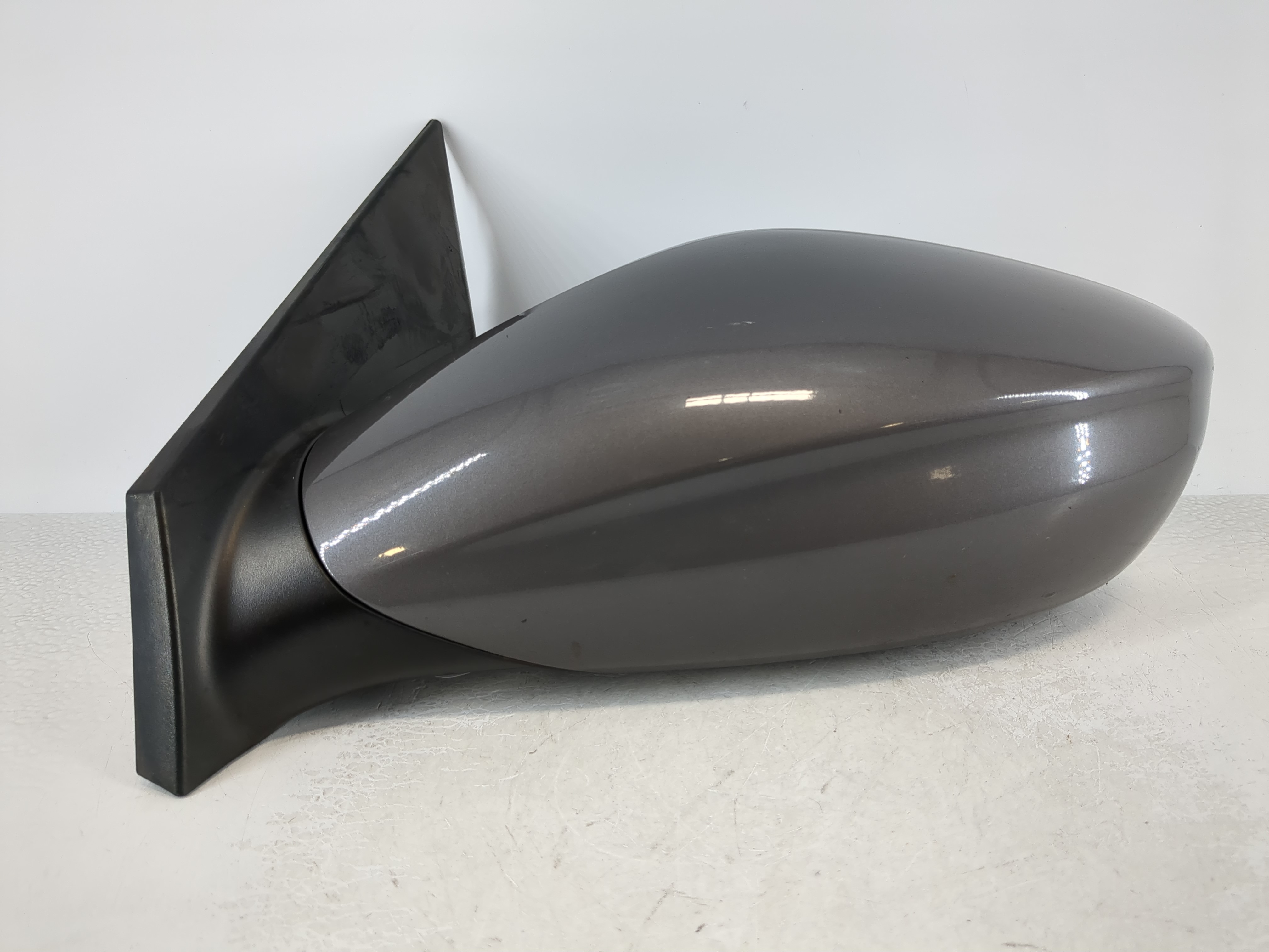 Picture of 2011-2014 Hyundai Sonata Driver Left Side View Power Door Mirror Grey 1108618