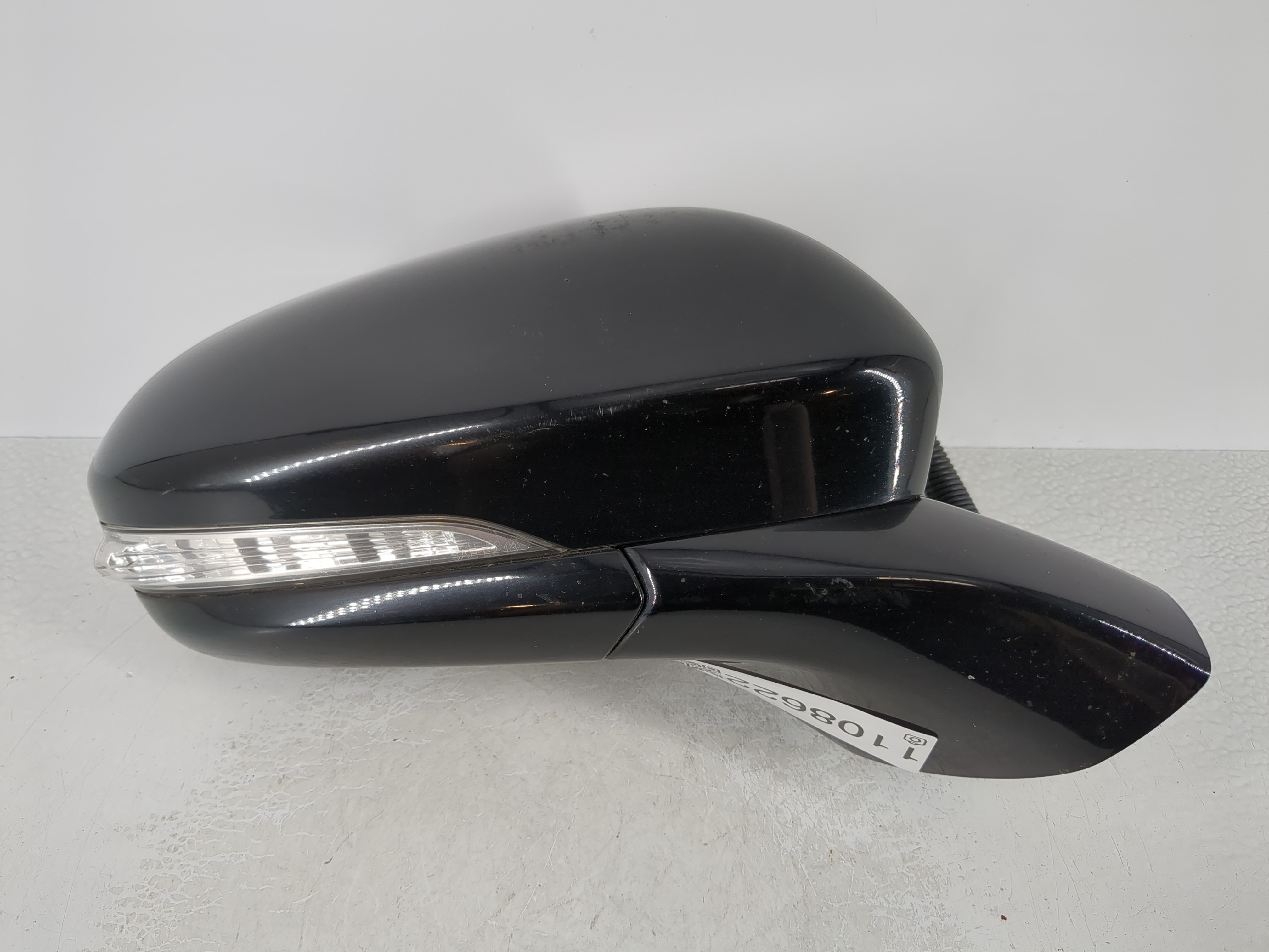 2015-2017 Ford Fusion Passenger Right Side View Power Door Mirror Black 1108622 - Oemusedautoparts1.com