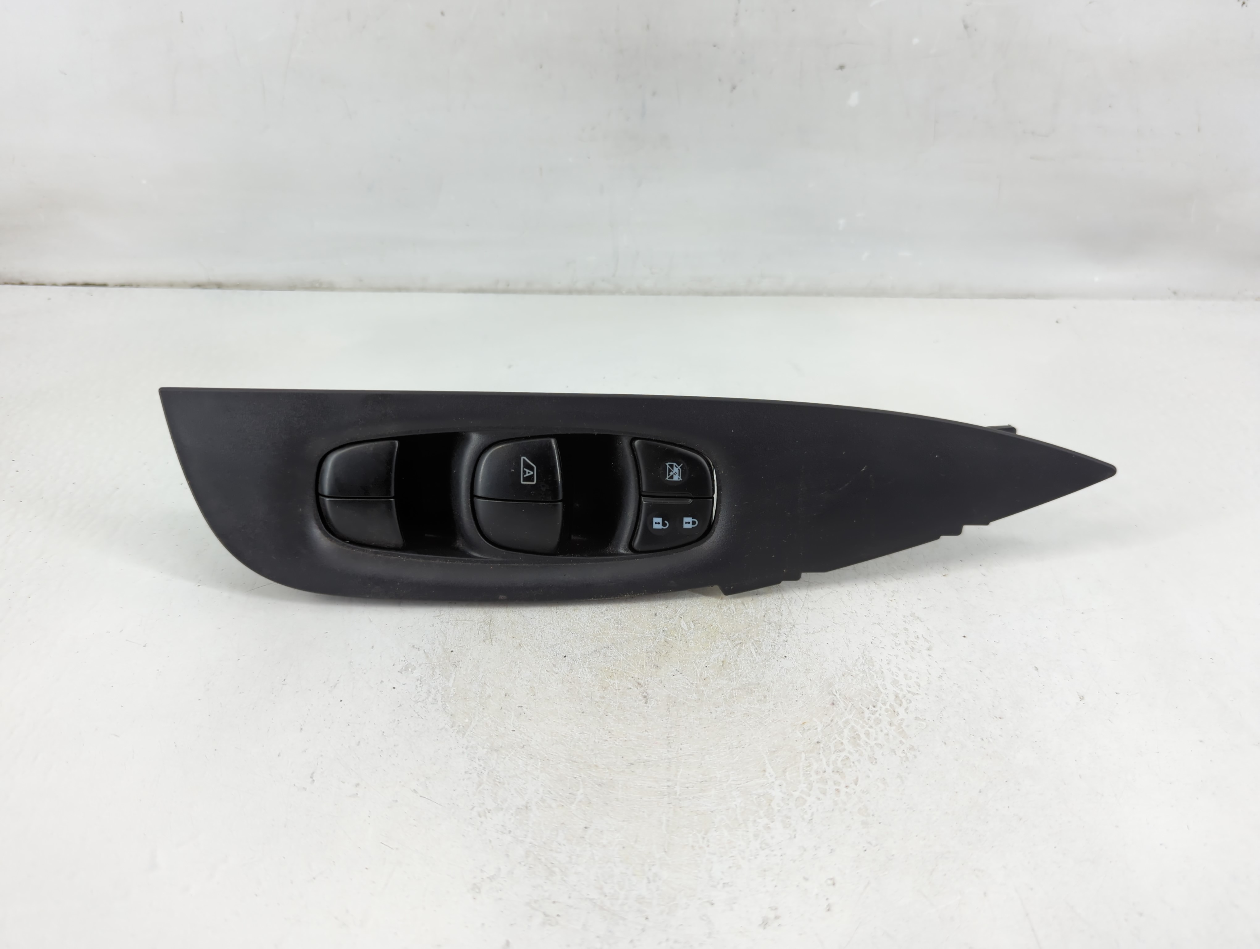2014-2020 Nissan Rogue Driver Left Door Master Power Window Switch 1108650 - Oemusedautoparts1.com