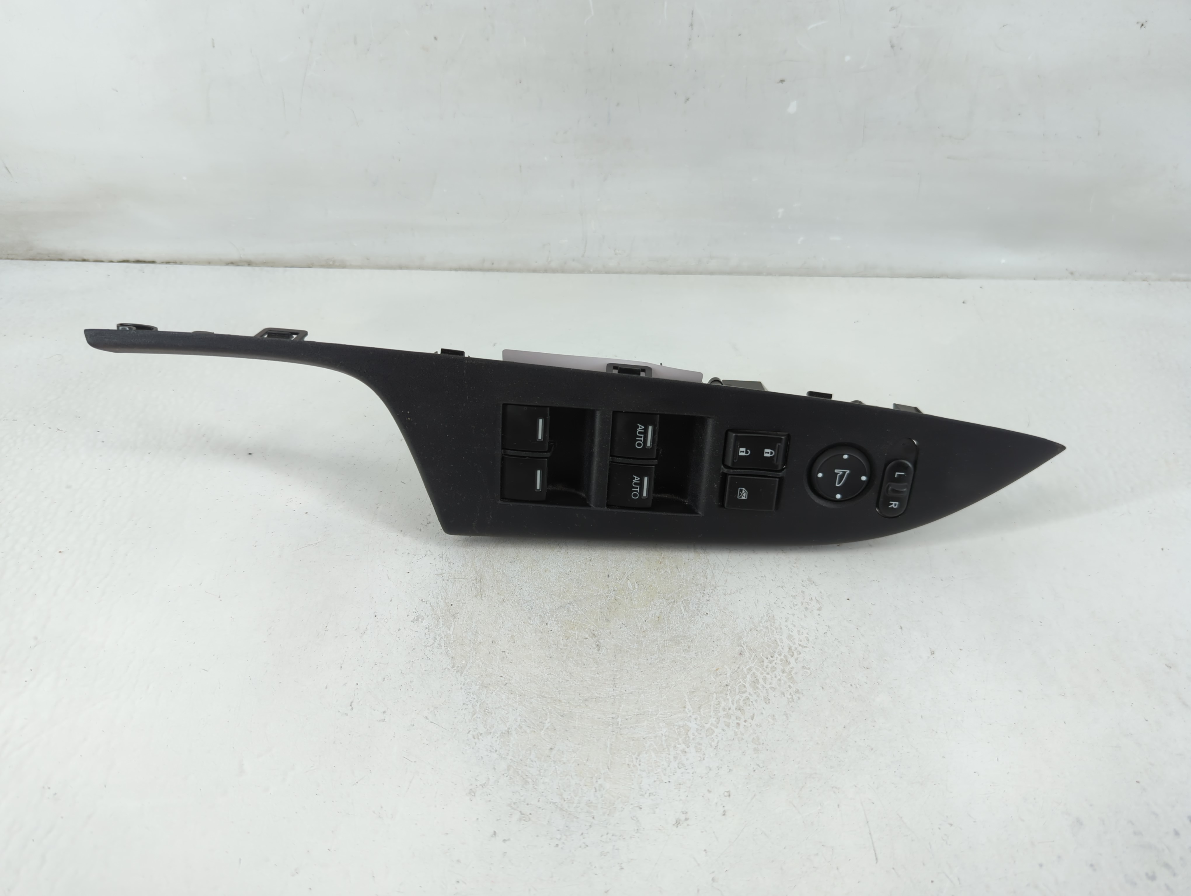 2013-2017 Honda Accord Driver Left Door Master Power Window Switch 1108651 - Oemusedautoparts1.com