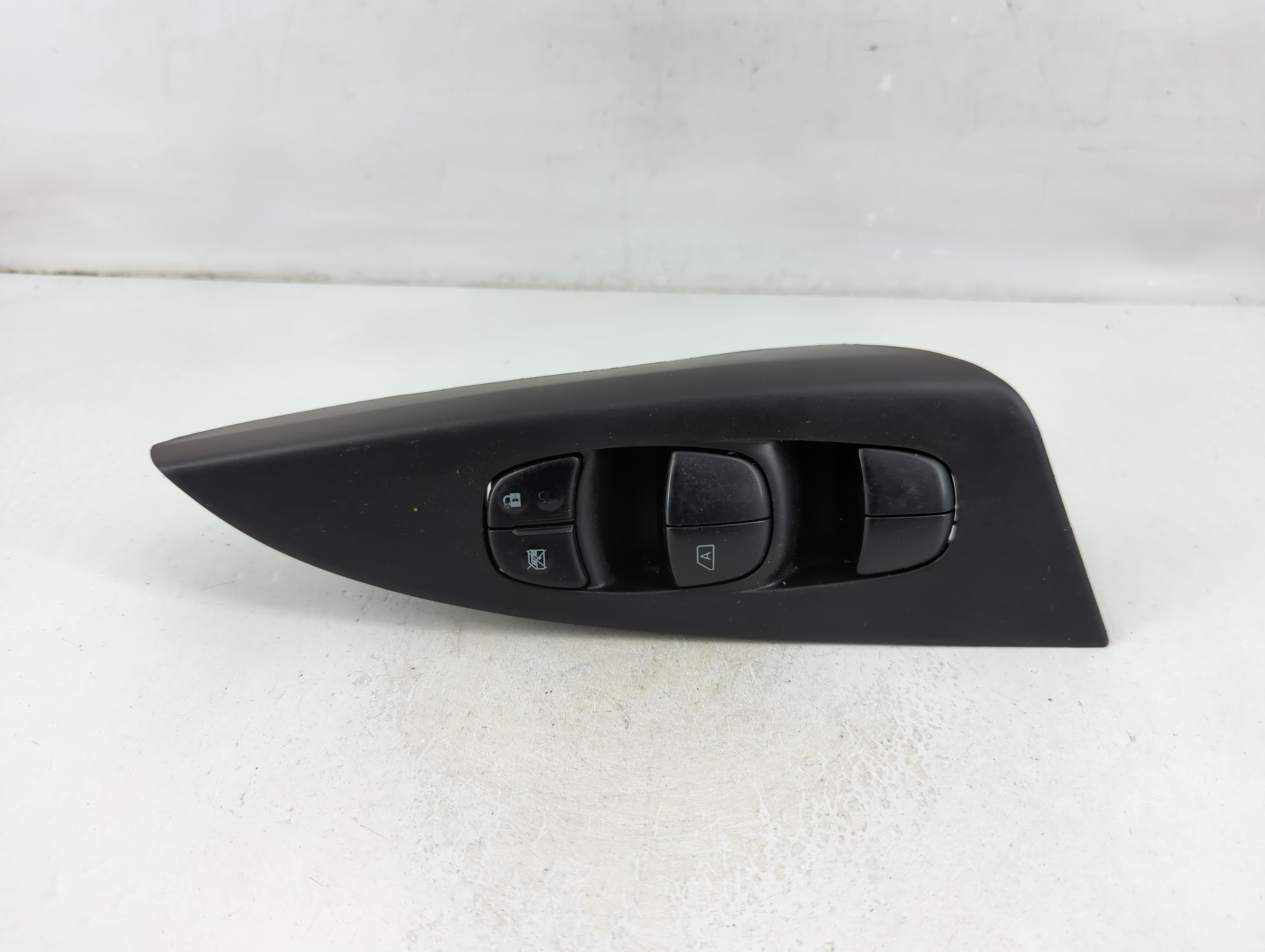2013-2019 Nissan Sentra Driver Left Door Master Power Window Switch 1108652 - Oemusedautoparts1.com