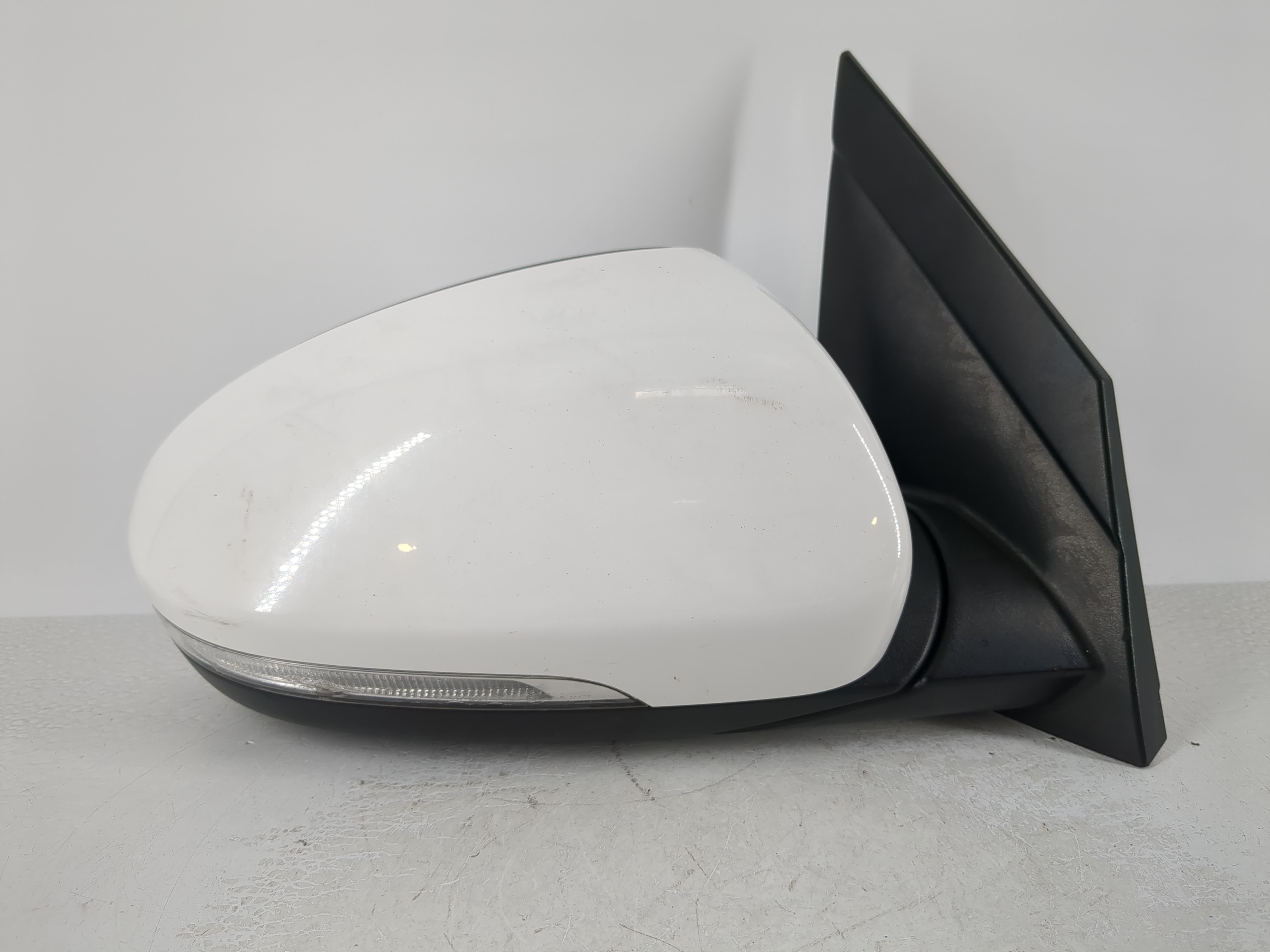 2016-2018 Hyundai Tucson Passenger Right Side View Power Door Mirror 1108660 - Oemusedautoparts1.com