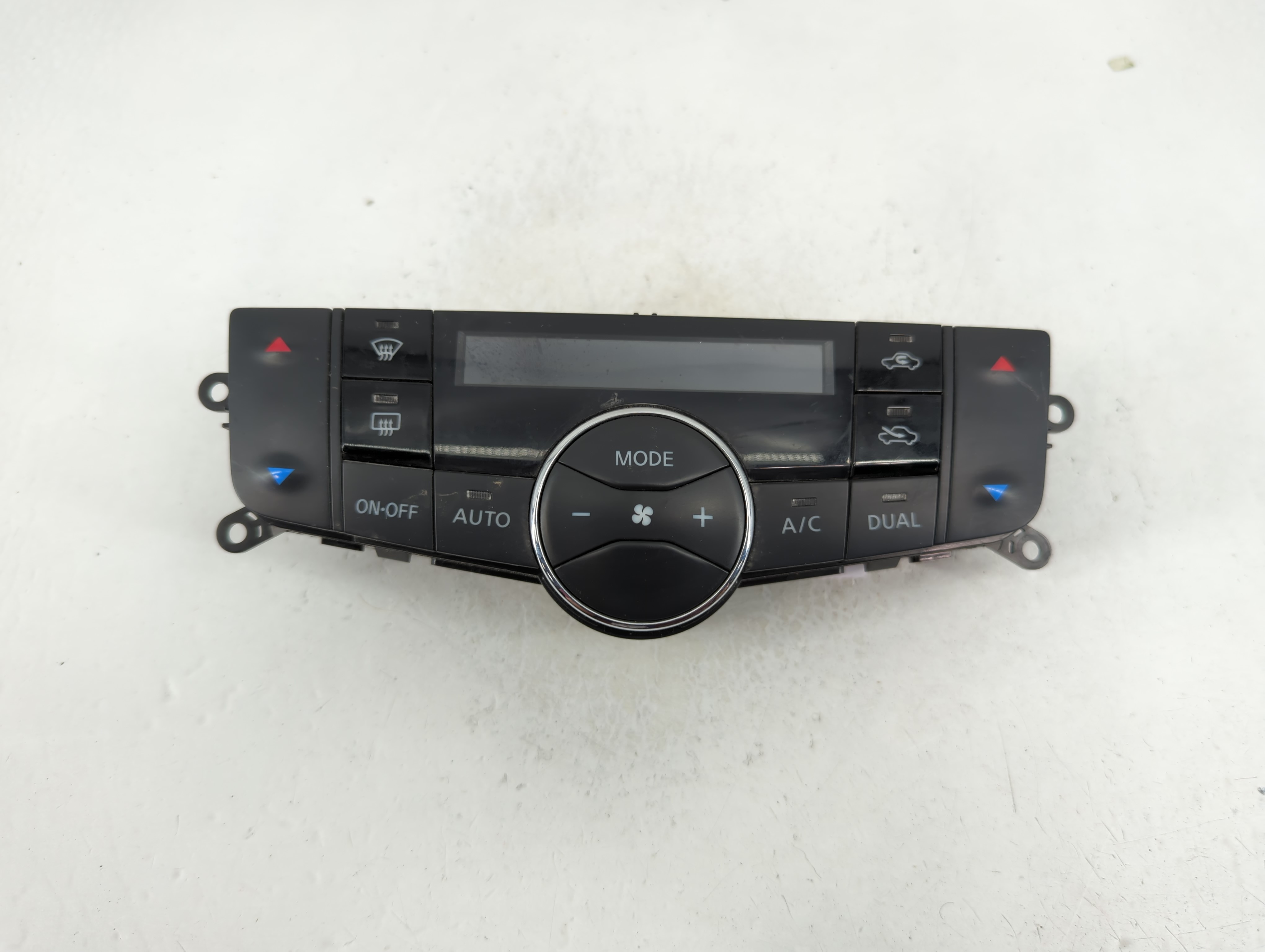2015-2019 Nissan Sentra Ac Heater Climate Control 27500 4at4a 1108676 - Oemusedautoparts1.com