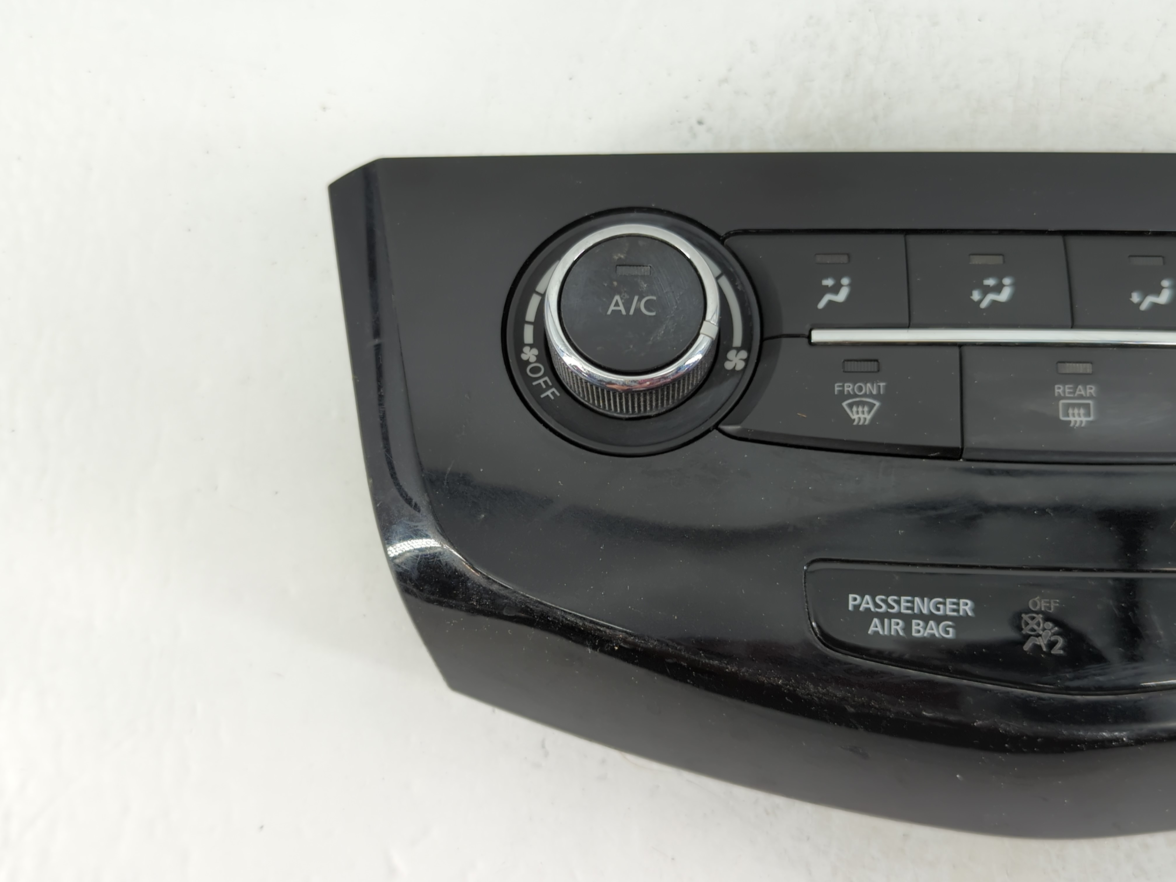 2017-2020 Nissan Rogue Ac Heater Climate Control 275007fa0a 1108679 - Oemusedautoparts1.com