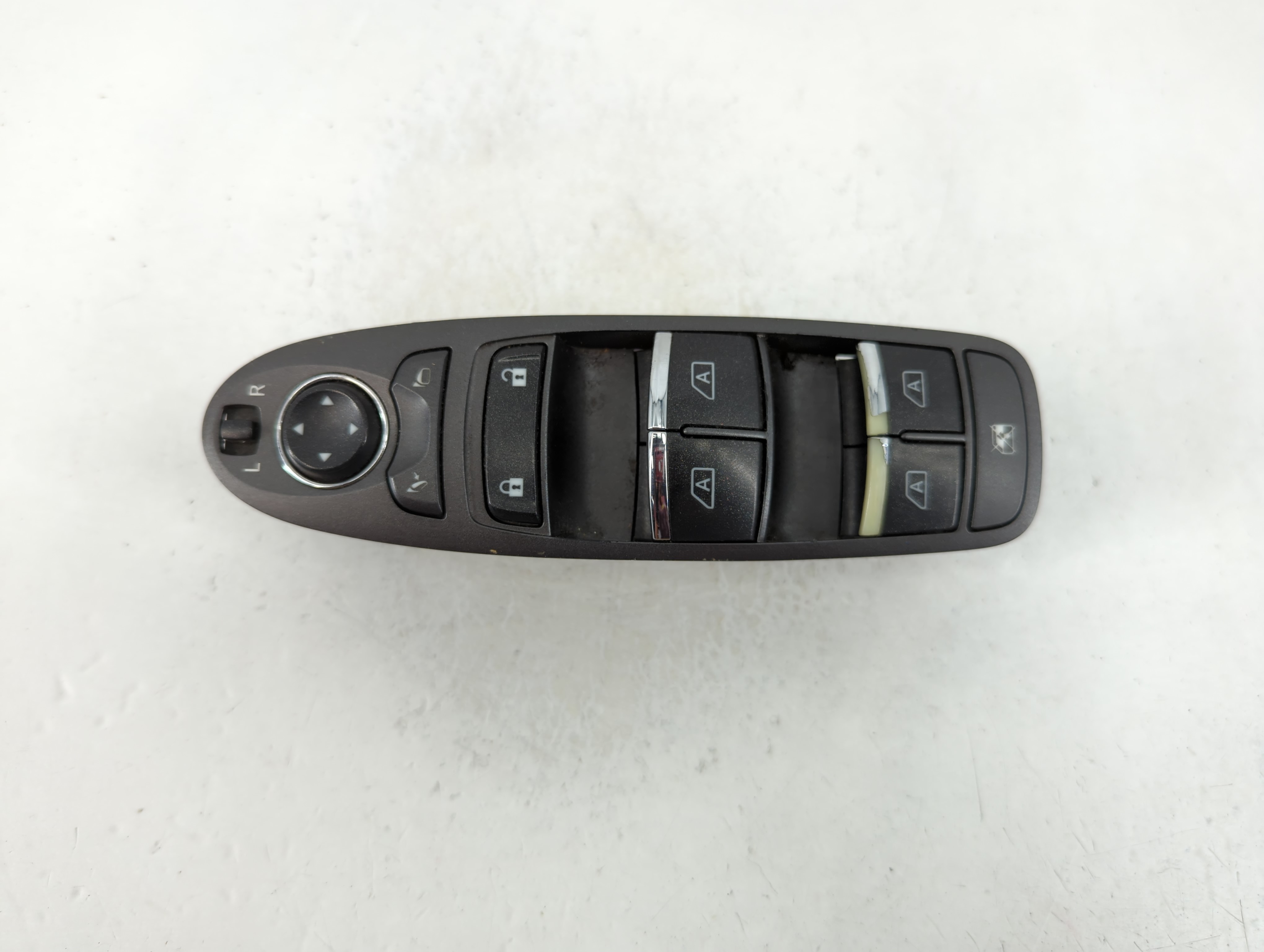 2017-2021 Nissan Armada Driver Left Door Master Power Window Switch 1108691 - Oemusedautoparts1.com