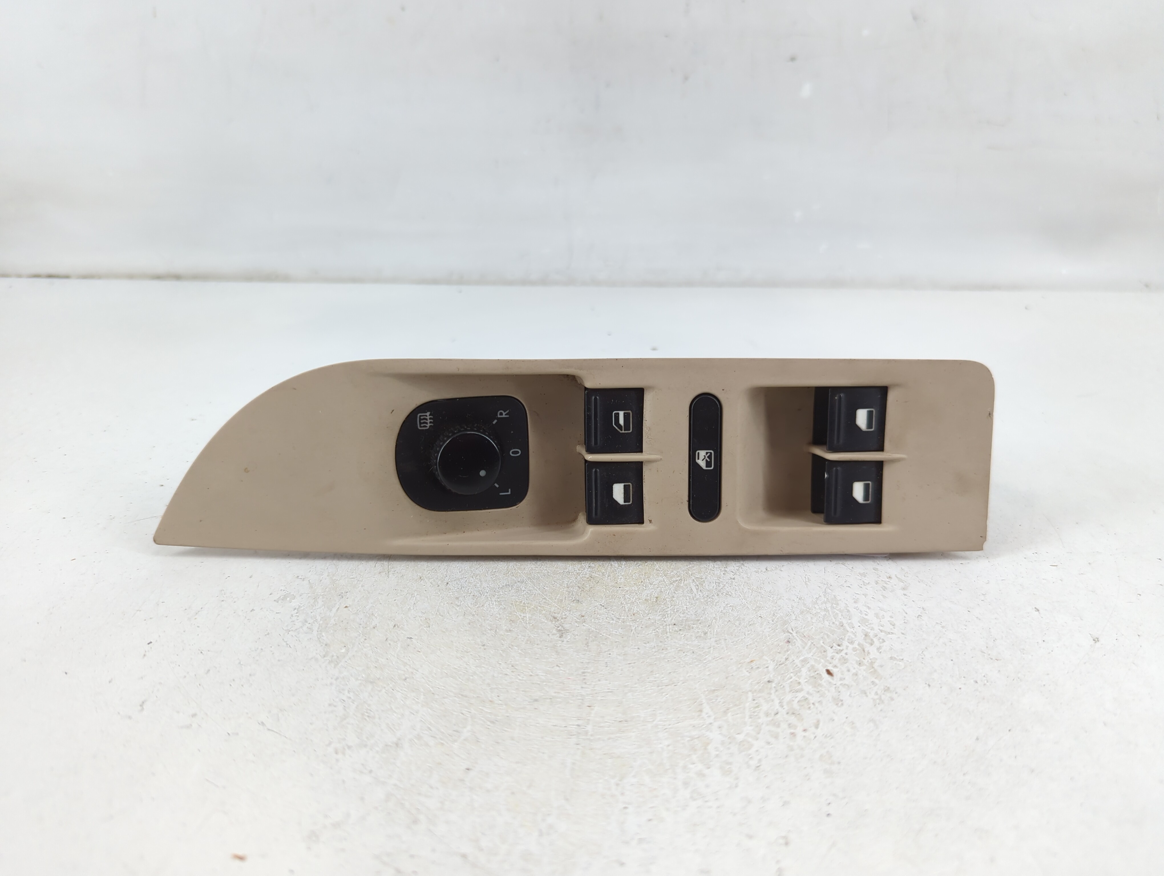 2009-2017 Volkswagen Cc Driver Left Door Master Power Window Switch 1108696 - Oemusedautoparts1.com