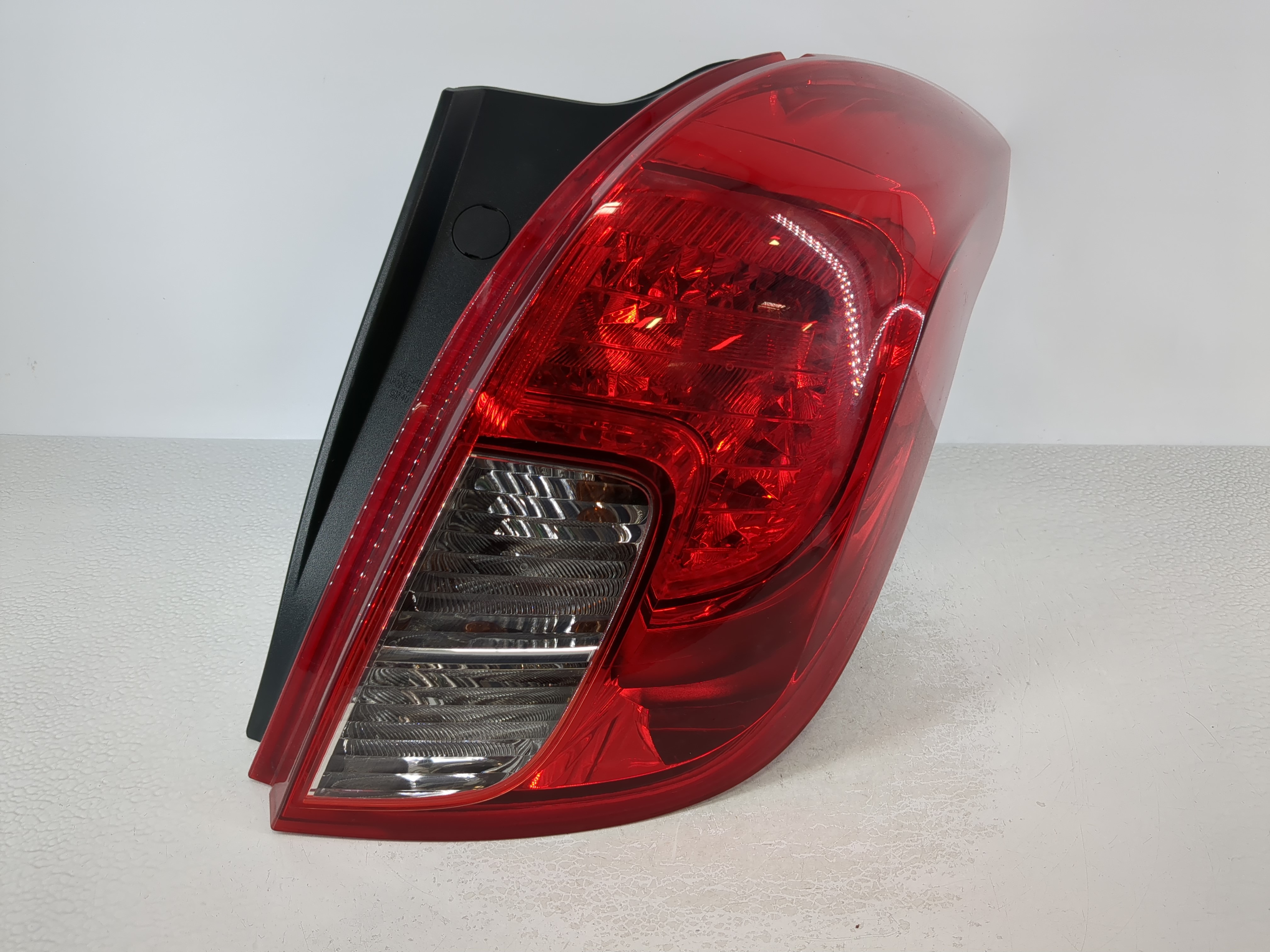 2013-2016 Buick Encore Passenger Right Side Tail Light Taillight Oem 1108706 - Oemusedautoparts1.com