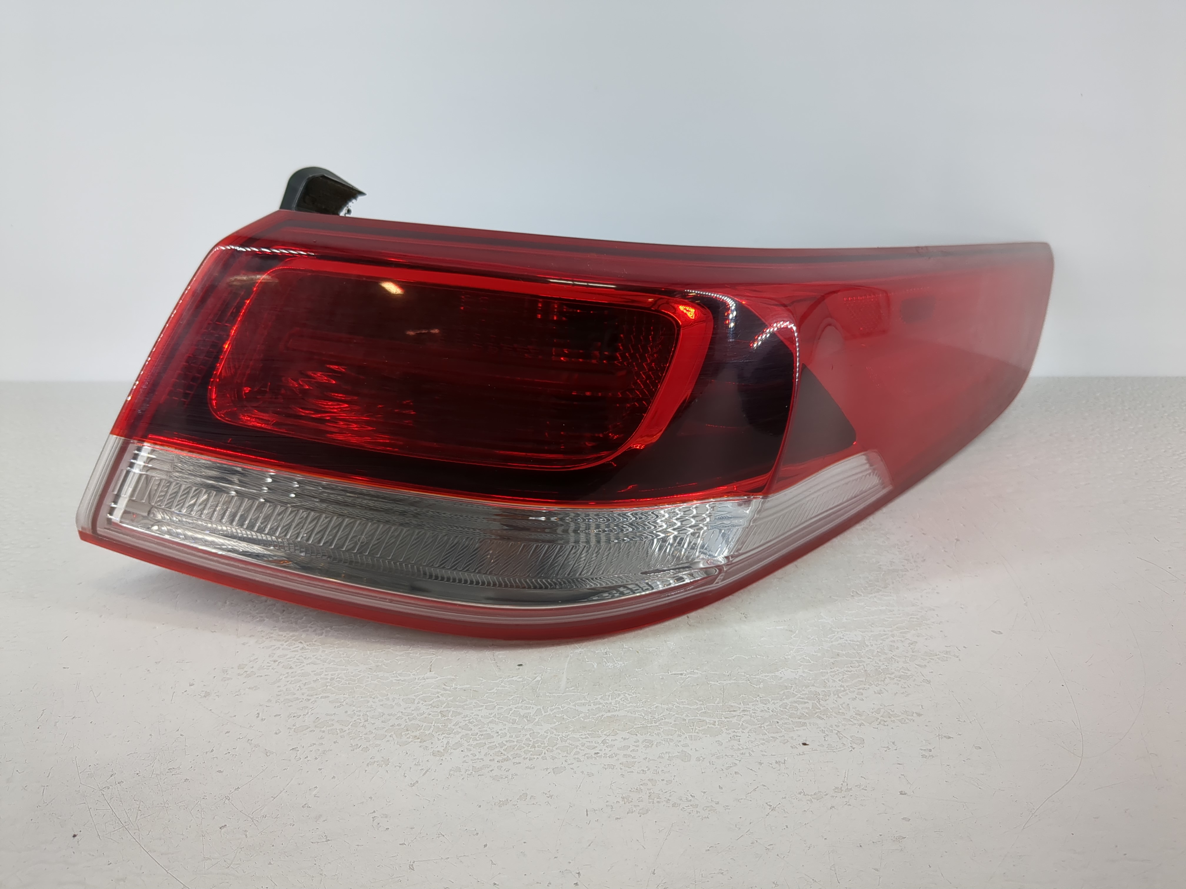 2016-2018 Kia Optima Passenger Right Side Tail Light Taillight Oem 1108707 - Oemusedautoparts1.com