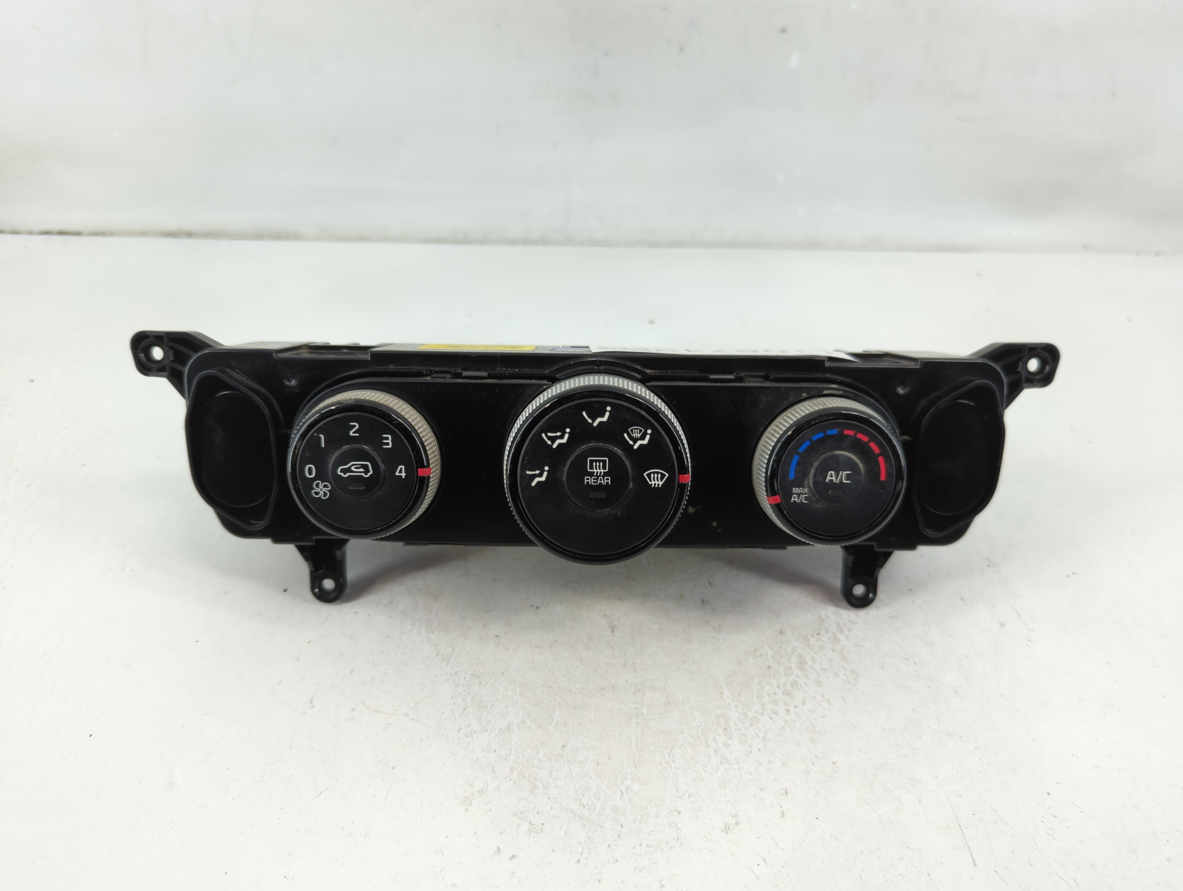 2014-2016 Kia Soul Ac Heater Climate Control 97250-b2as1asb 1108743 - Oemusedautoparts1.com
