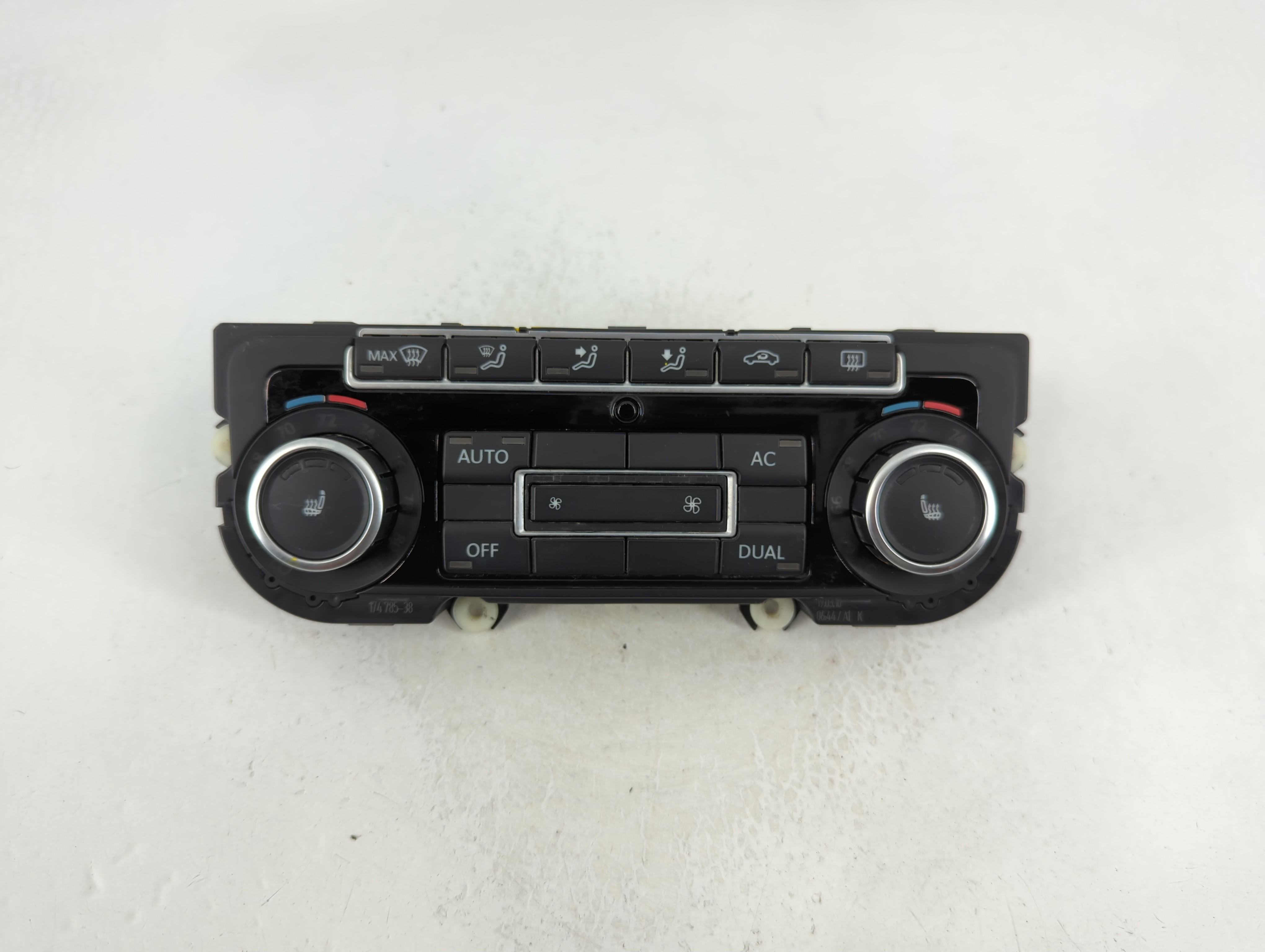 Picture of 2010-2011 Volkswagen Tiguan Ac Heater Climate Control 5k0 907 044 Cf 1108748