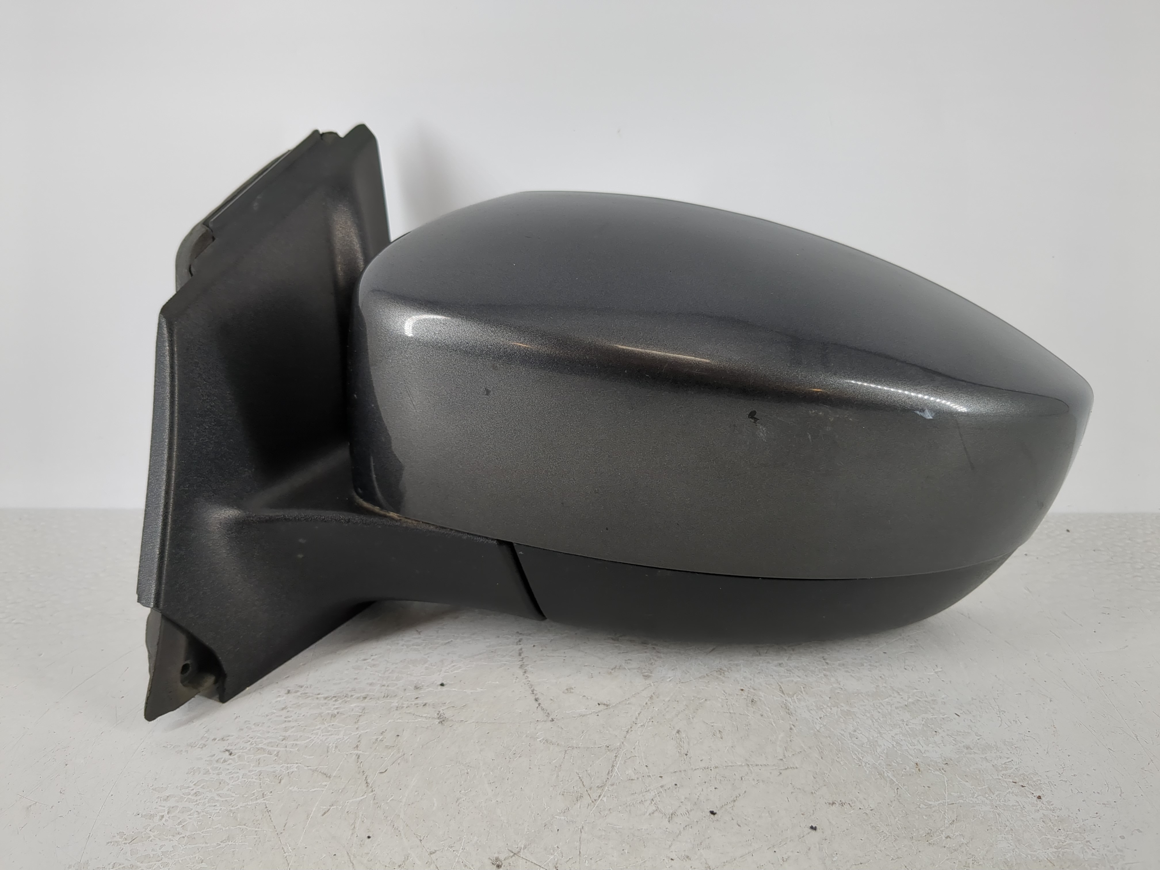 2018-2018 Ford Focus Driver Left Side View Power Door Mirror Grey 1108759 - Oemusedautoparts1.com