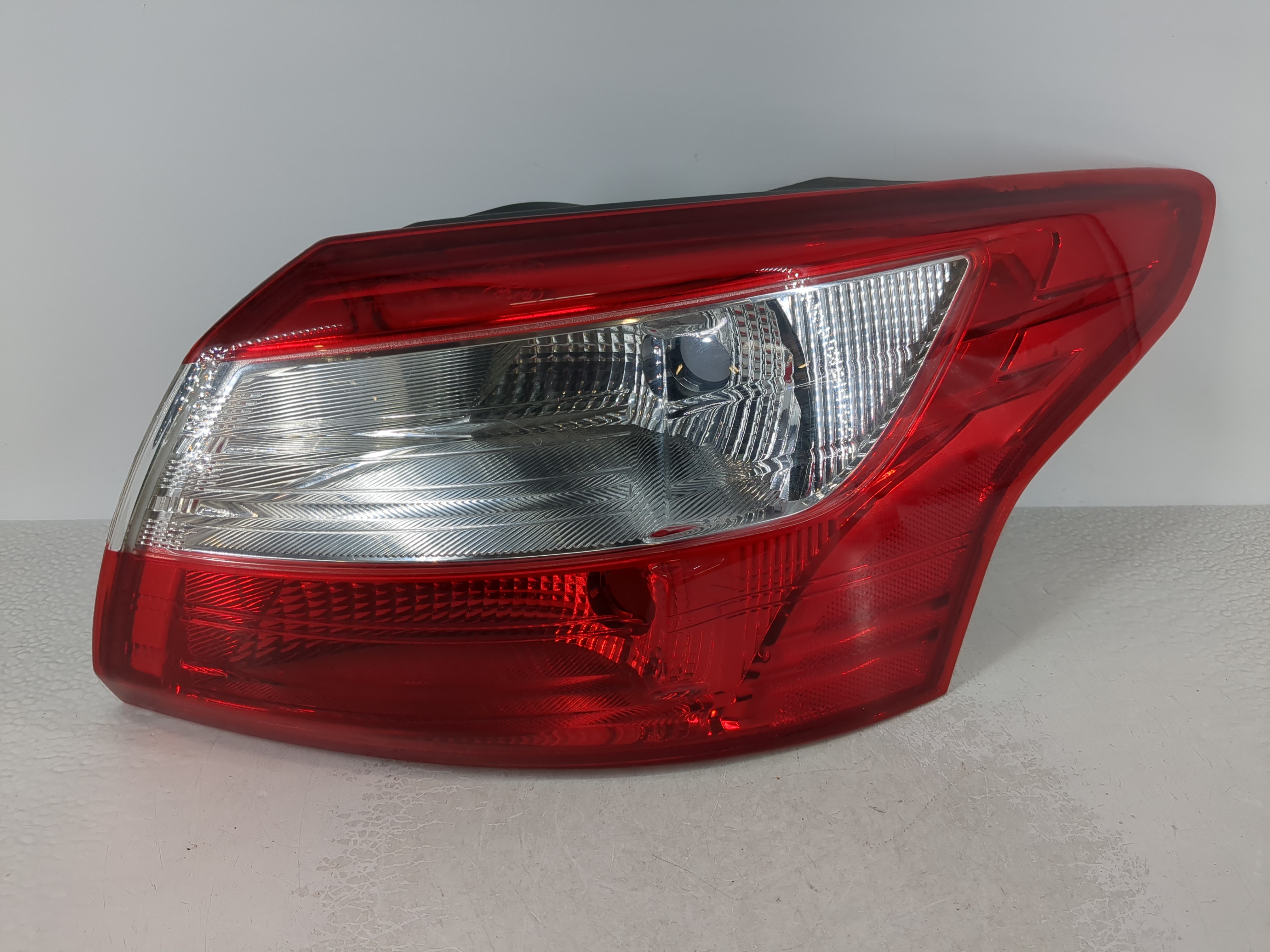 2012-2014 Ford Focus Passenger Right Side Tail Light Taillight Oem 1108772 - Oemusedautoparts1.com