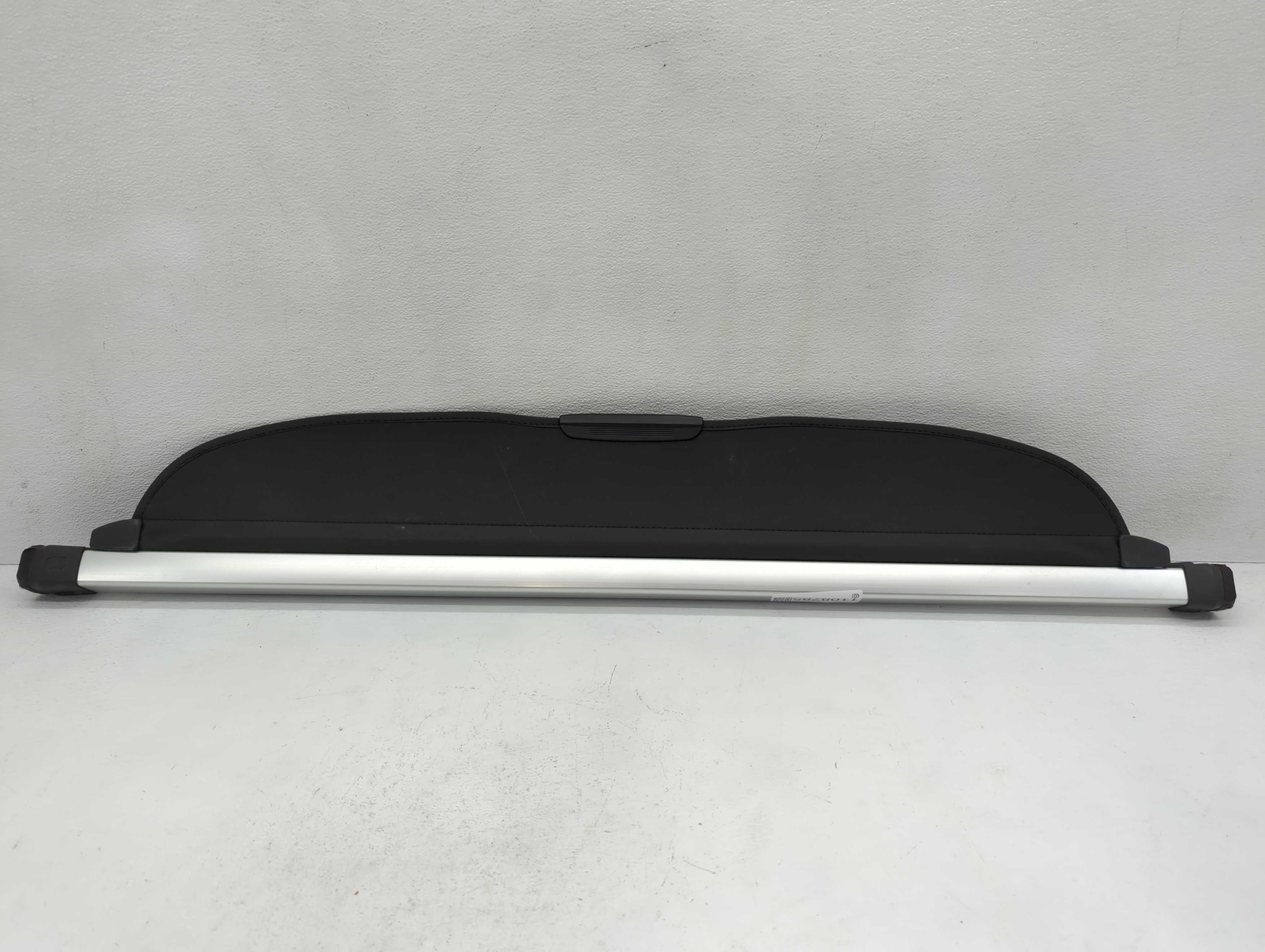 2021 Subaru Crosstrek Rear Cargo Cover Storage Retractable Shade 1108785 - Oemusedautoparts1.com