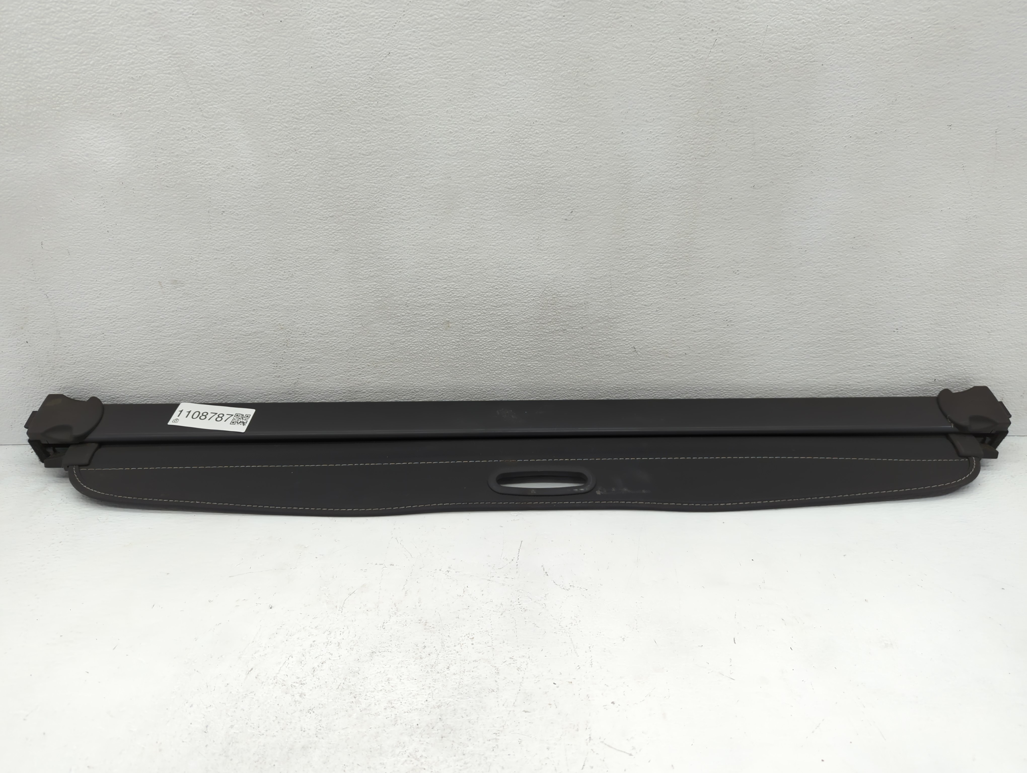 2010 Hyundai Elantra Rear Cargo Cover Storage Retractable Shade 1108787 - Oemusedautoparts1.com