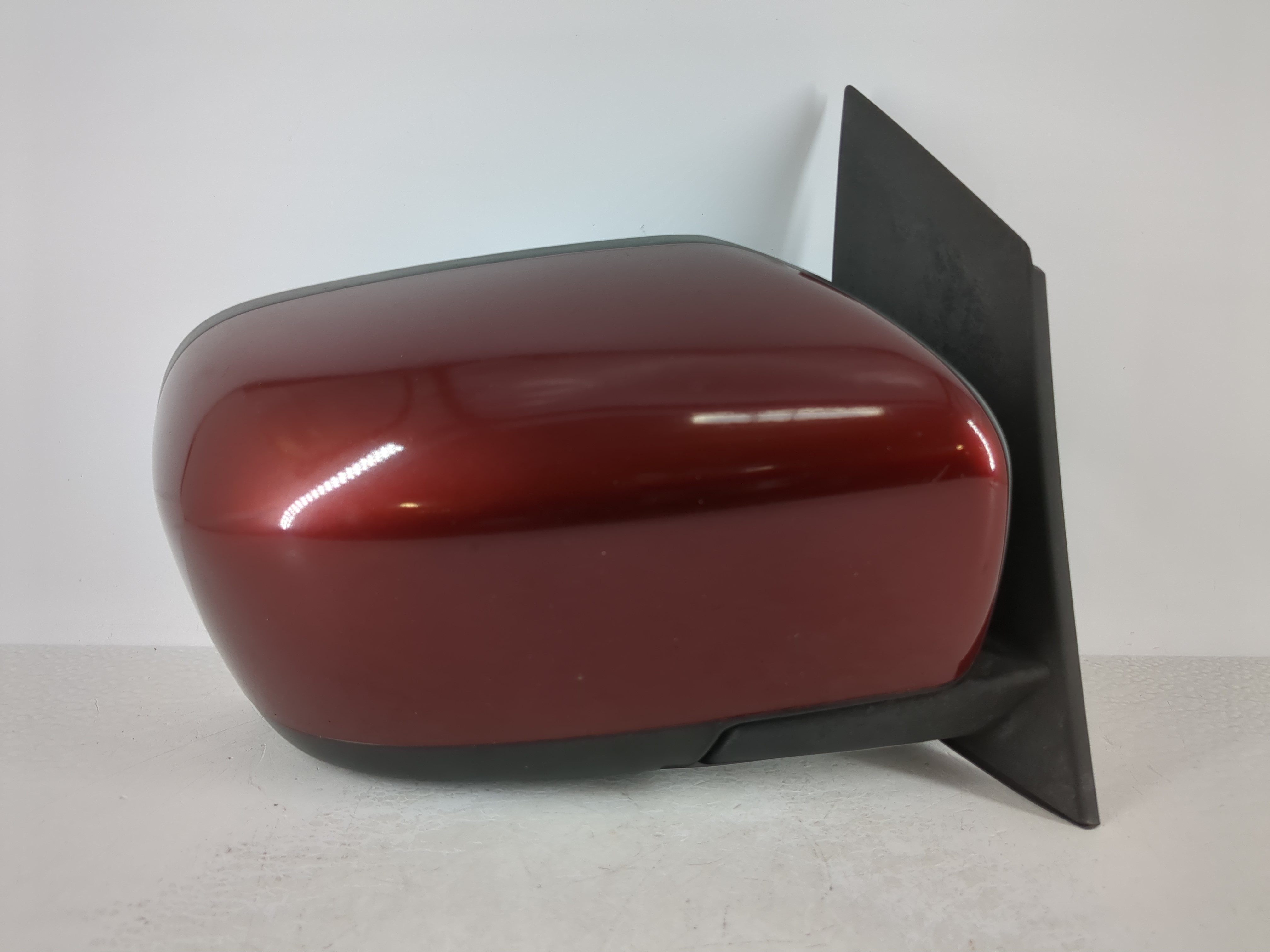 2010-2012 Mazda Cx-7 Passenger Right Side View Power Door Mirror Red 1108795 - Oemusedautoparts1.com