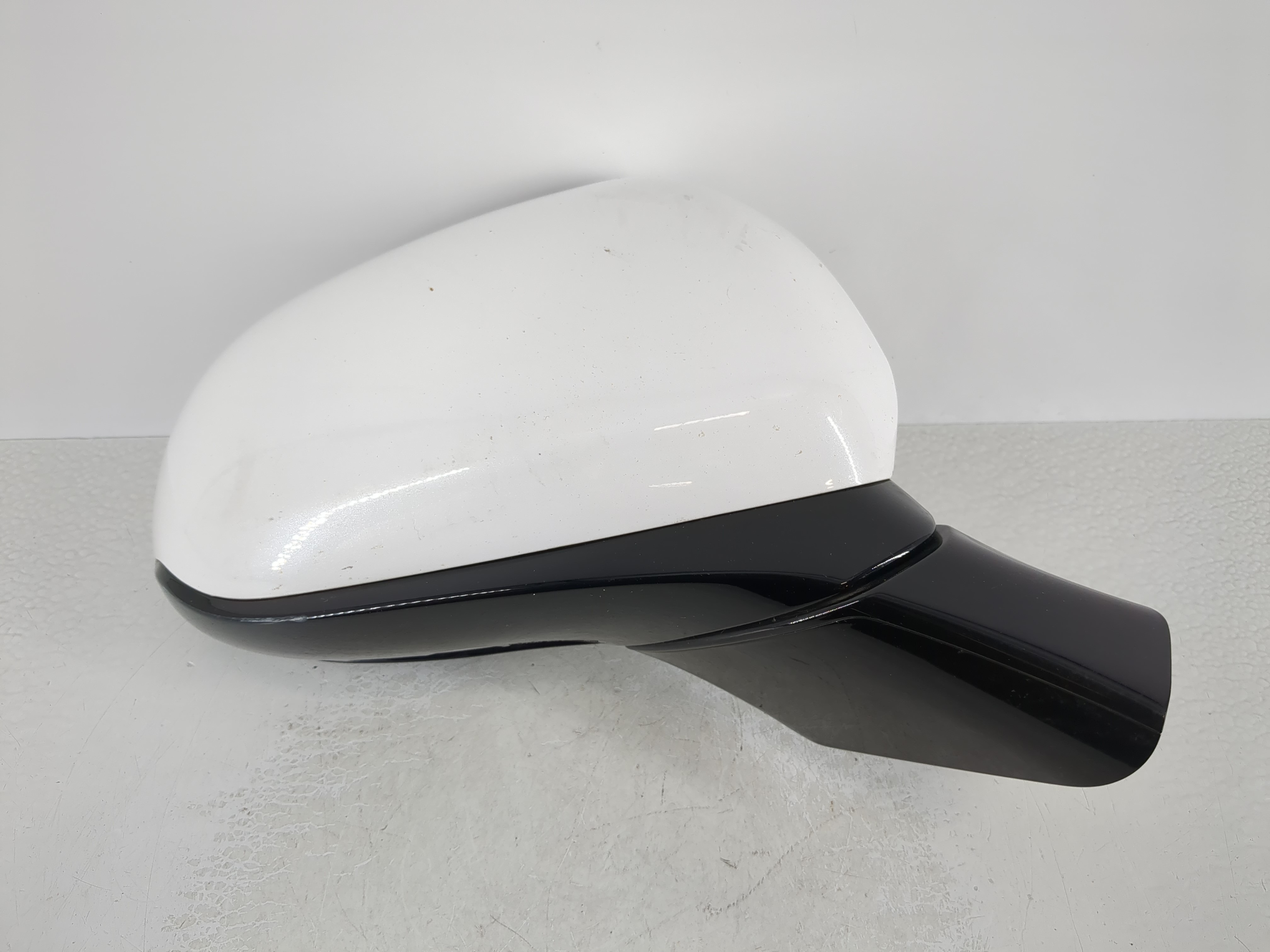 2020-2020 Hyundai Santa Fe Passenger Right Side View Power Door Mirror 1108870 - Oemusedautoparts1.com