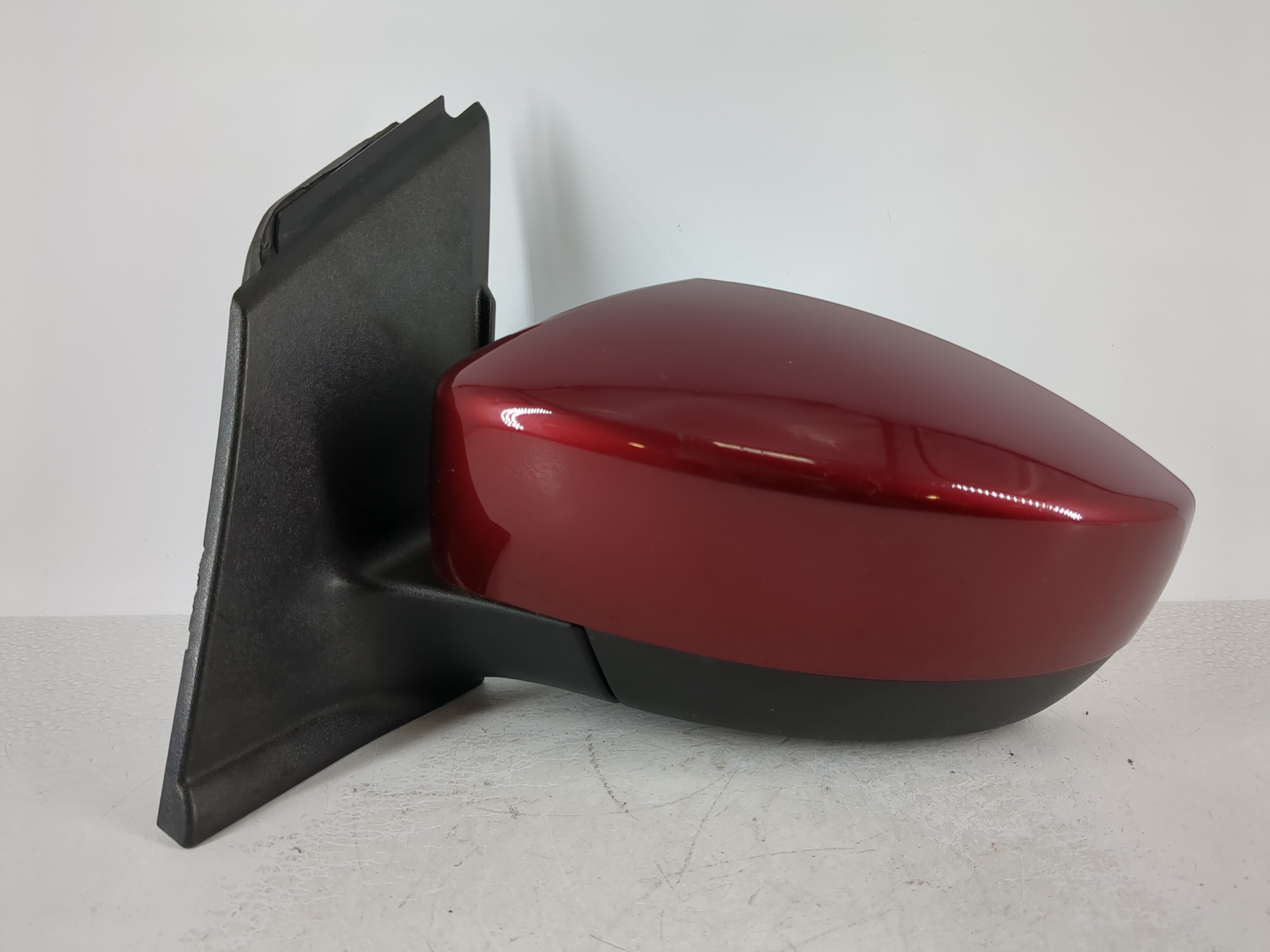 2017-2019 Ford Escape Driver Left Side View Power Door Mirror Red 1108875 - Oemusedautoparts1.com