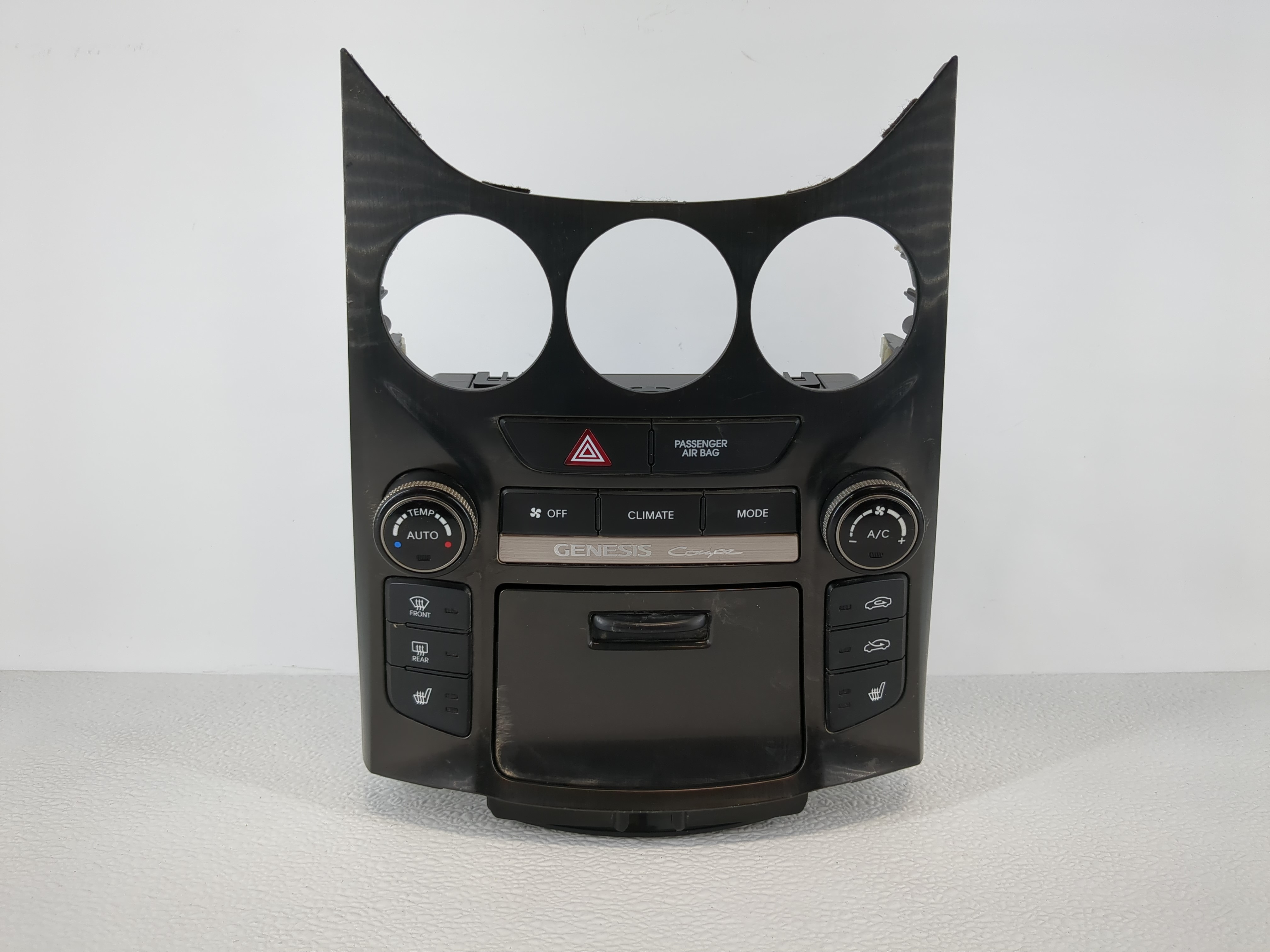2013-2016 Hyundai Genesis Ac Heater Climate Control 97250-2mfp0 1108902 - Oemusedautoparts1.com