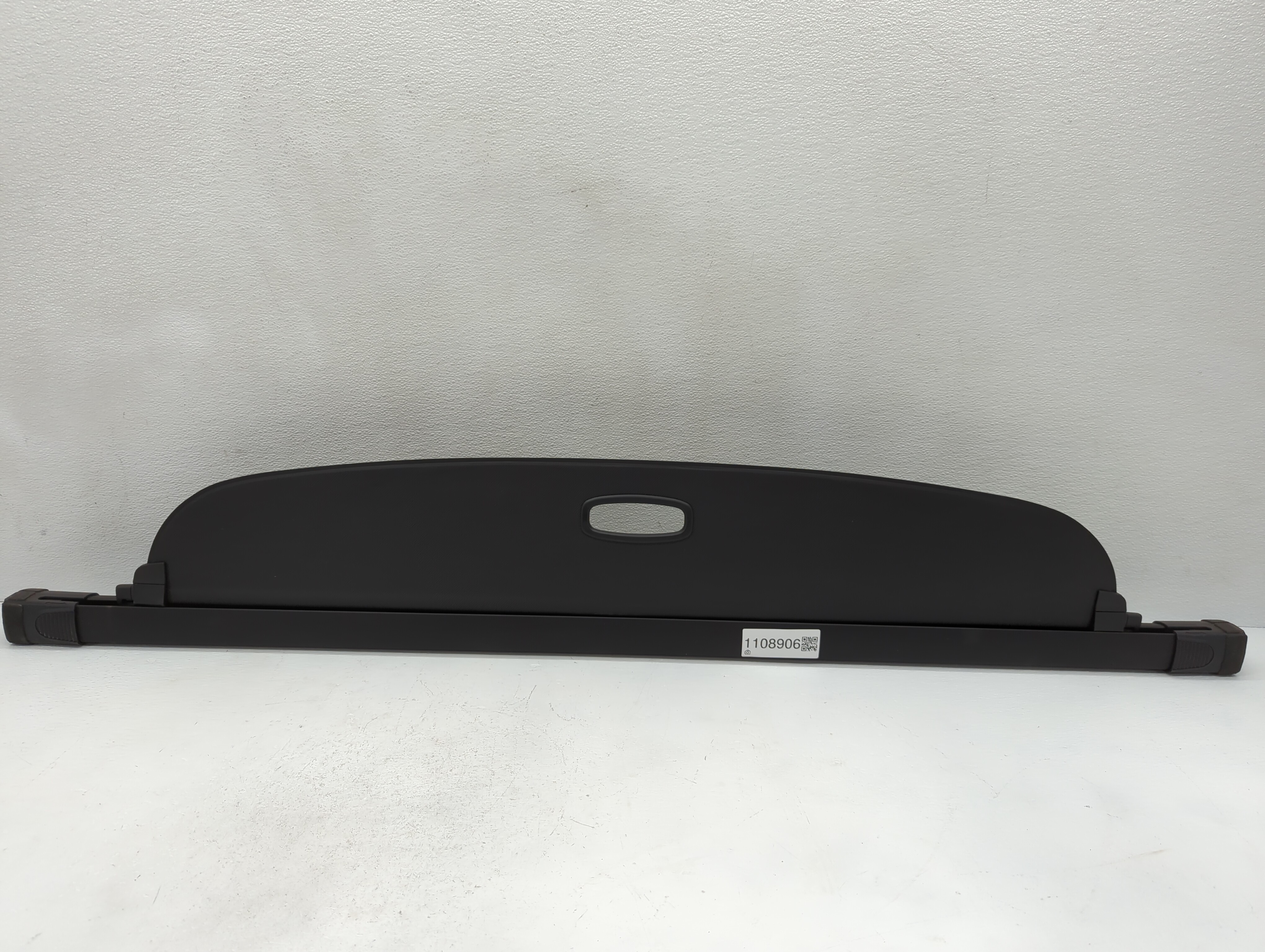 2021 Hyundai Santa Fe Rear Cargo Cover Storage Retractable Shade Black 1108906 - Oemusedautoparts1.com