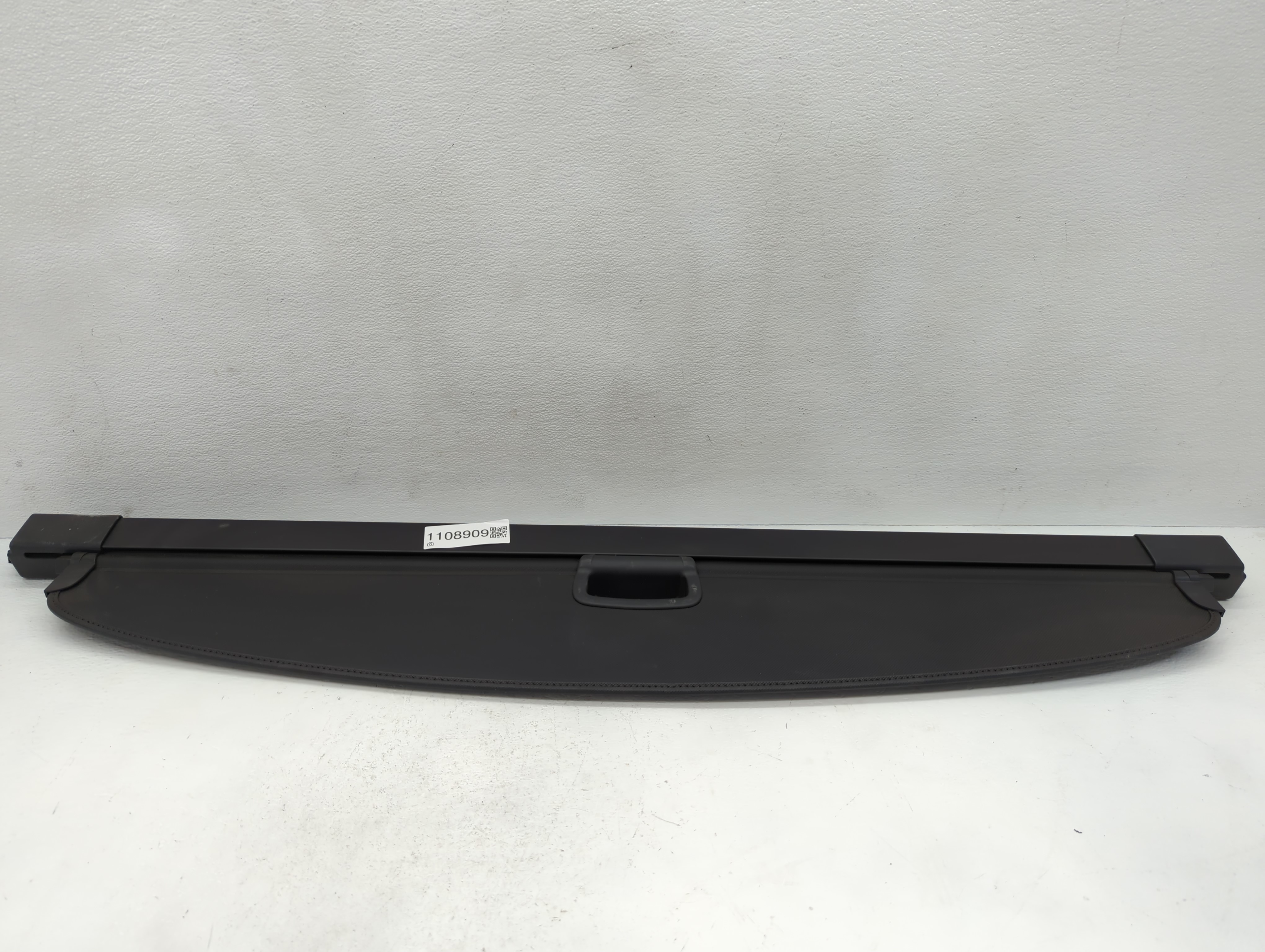 2023 Lincoln Aviator Rear Cargo Cover Storage Retractable Shade 1108909 - Oemusedautoparts1.com