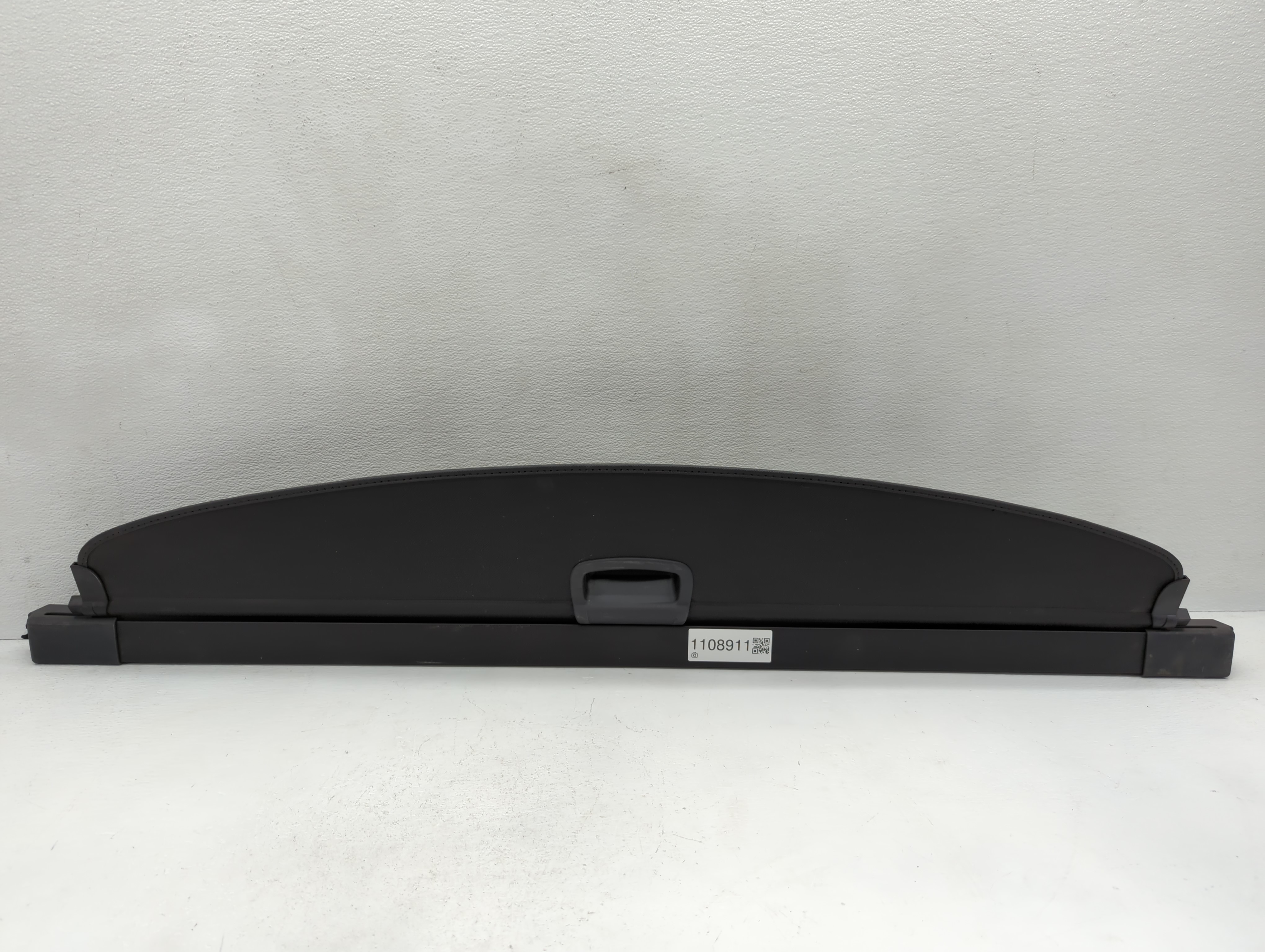 2023 Lincoln Aviator Rear Cargo Cover Storage Retractable Shade 1108911 - Oemusedautoparts1.com