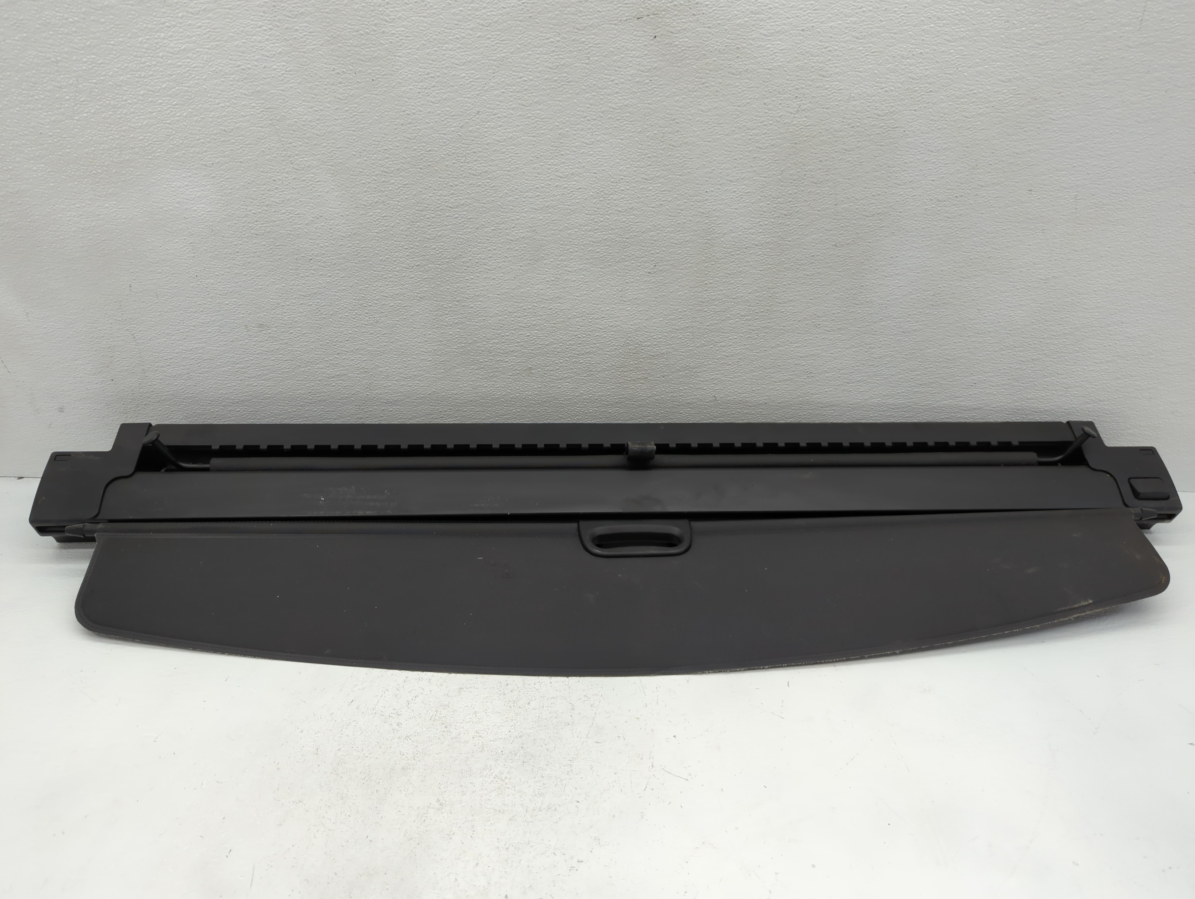 2011 Bmw X3 Rear Cargo Cover Storage Retractable Shade 1108912 - Oemusedautoparts1.com