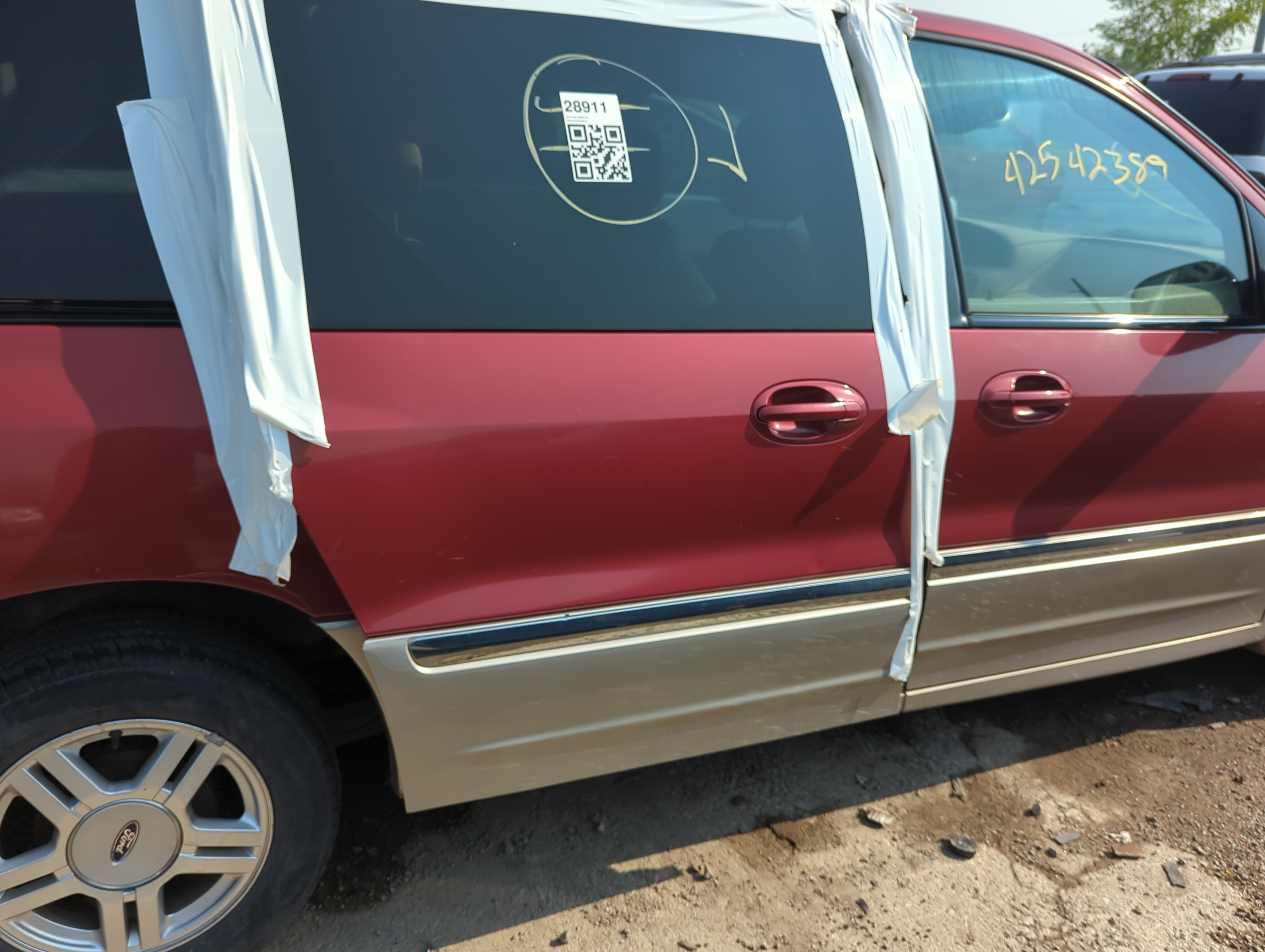 Picture of 1999-2003 Ford Windstar Passenger Rear Door Oem 1109097