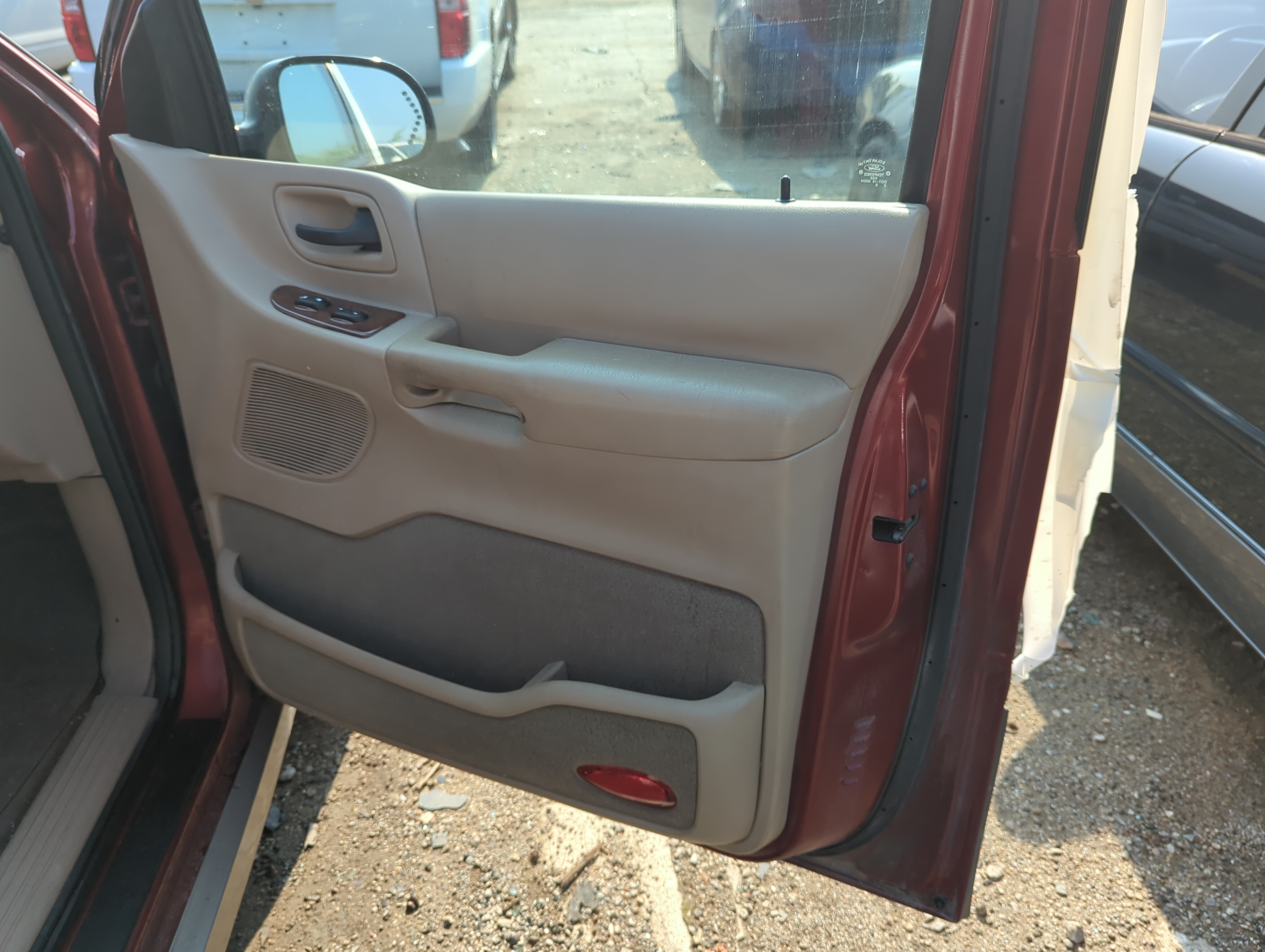 Picture of 2002 Ford Windstar Front Right Passenger Interior Door Panel Trim 1109161