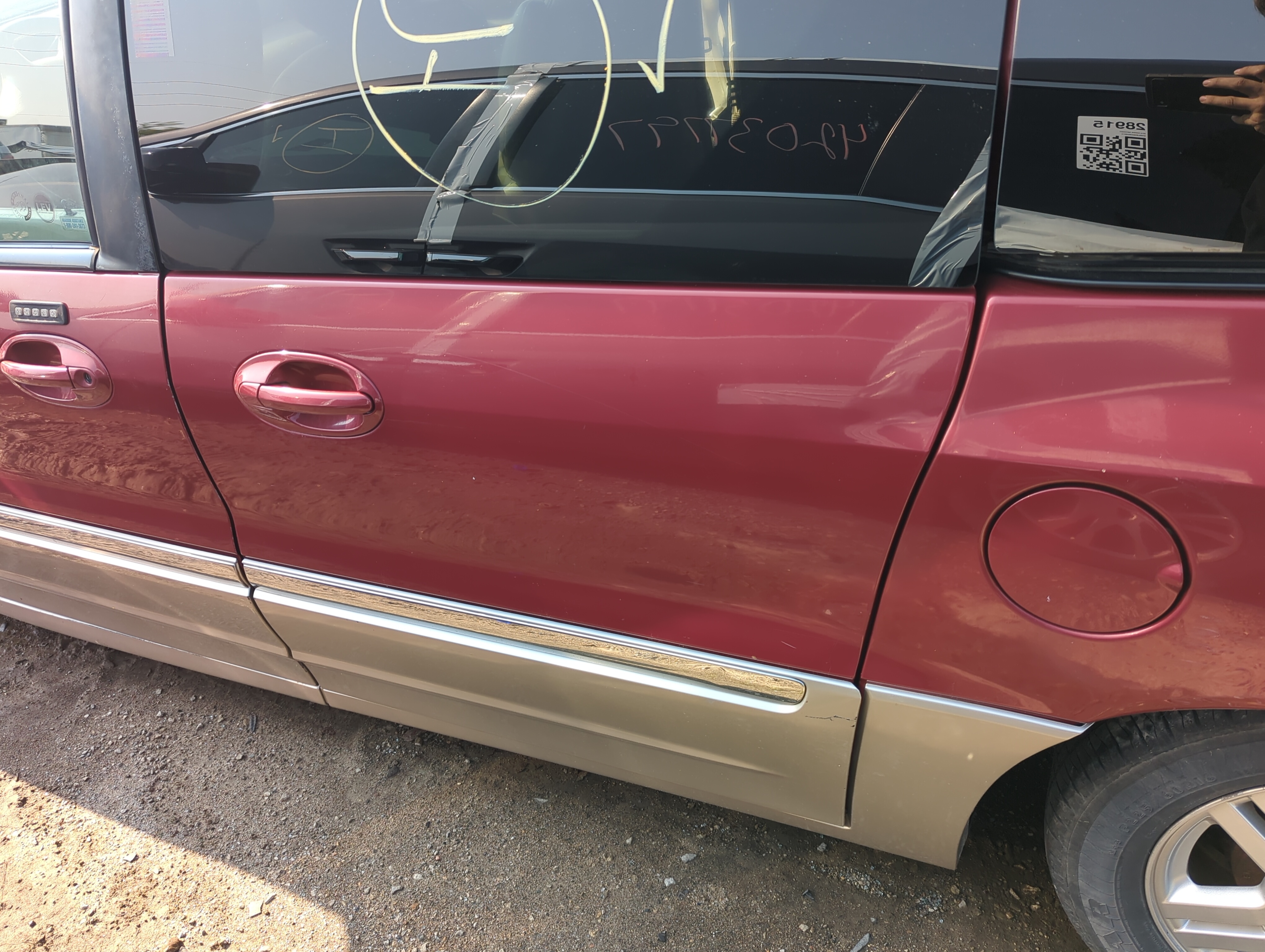 Picture of 1999-2003 Ford Windstar Driver Rear Door Oem 1109188