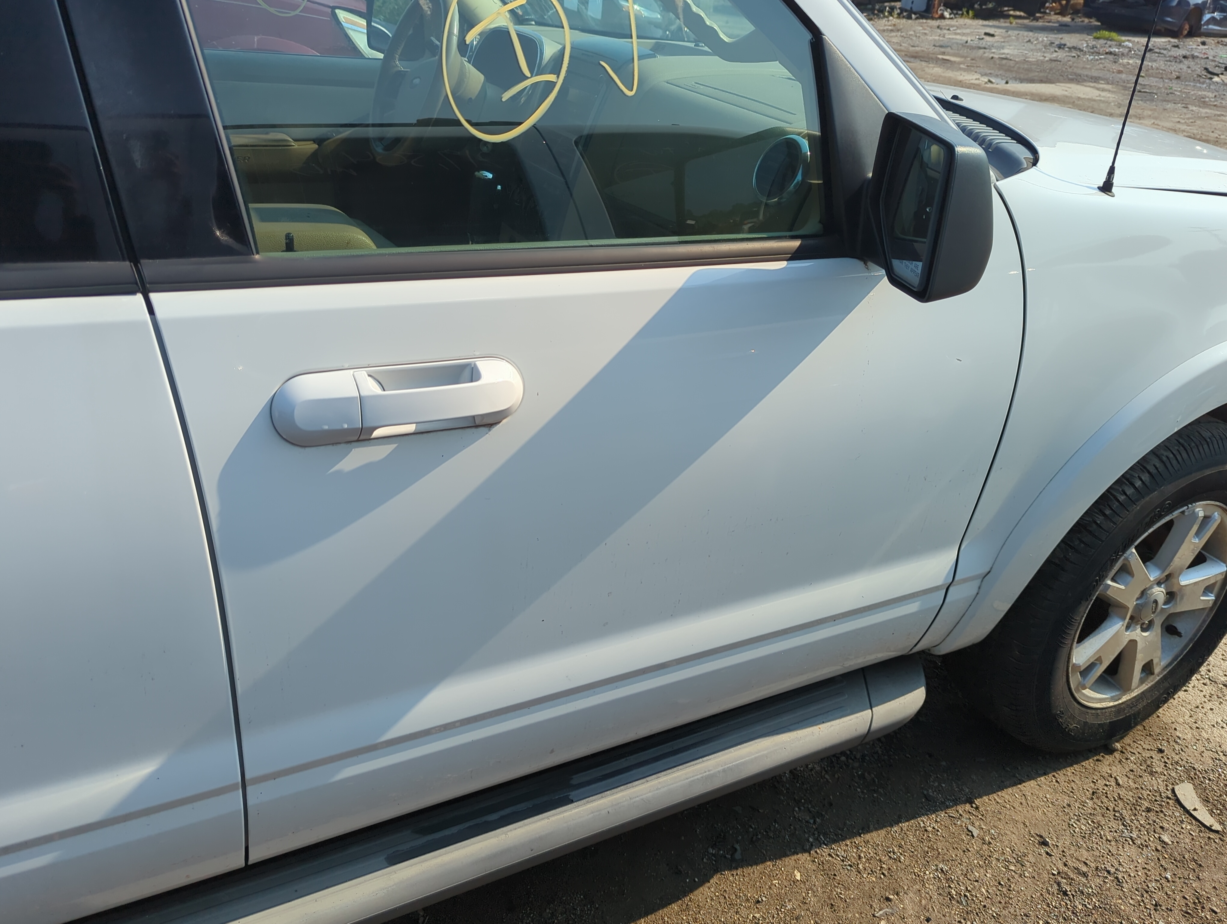 Picture of 2006-2010 Ford Explorer Passenger Front Door Oem 1109223