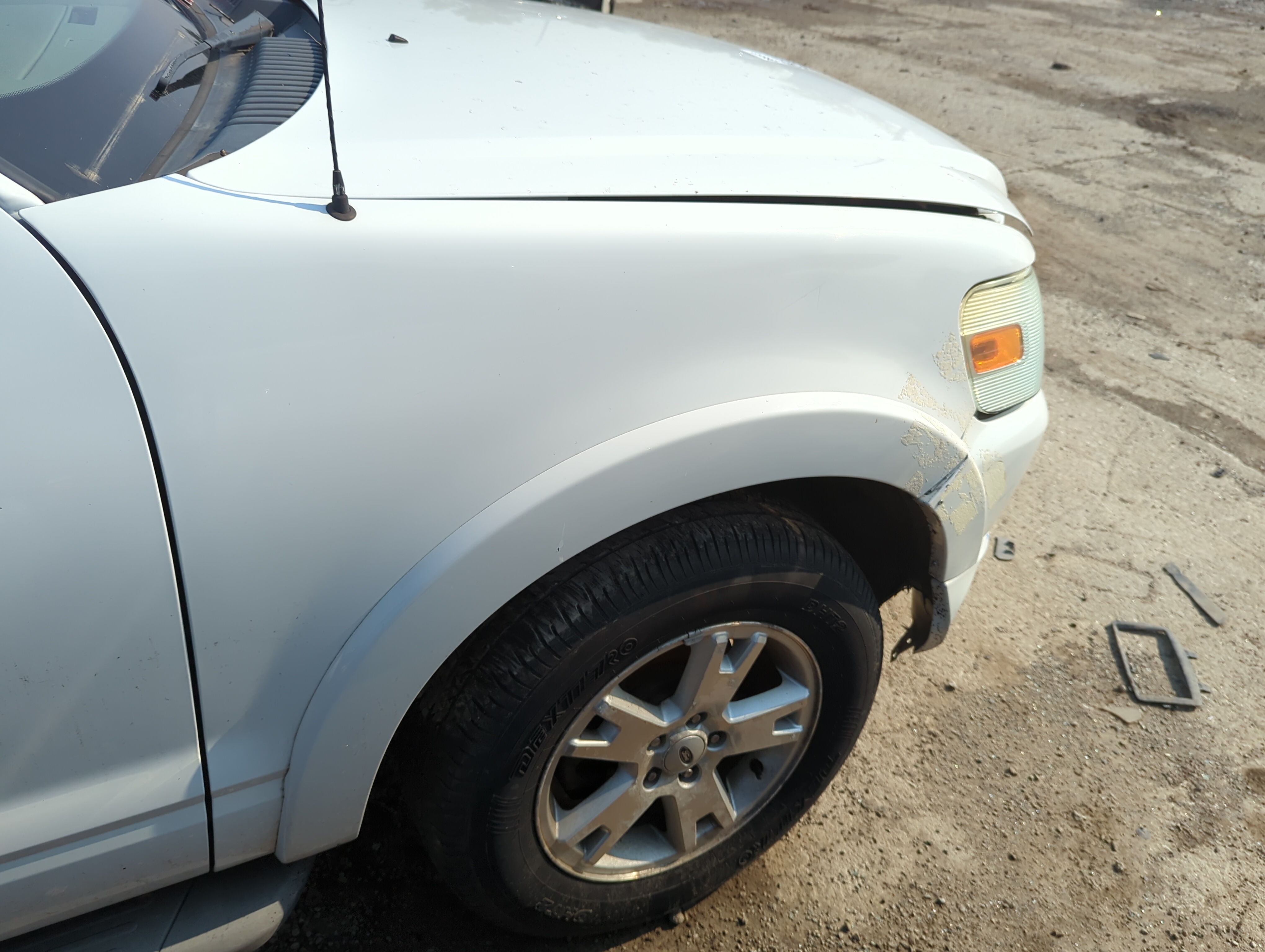 Picture of 2006-2010 Ford Explorer Passenger Fender 1109297