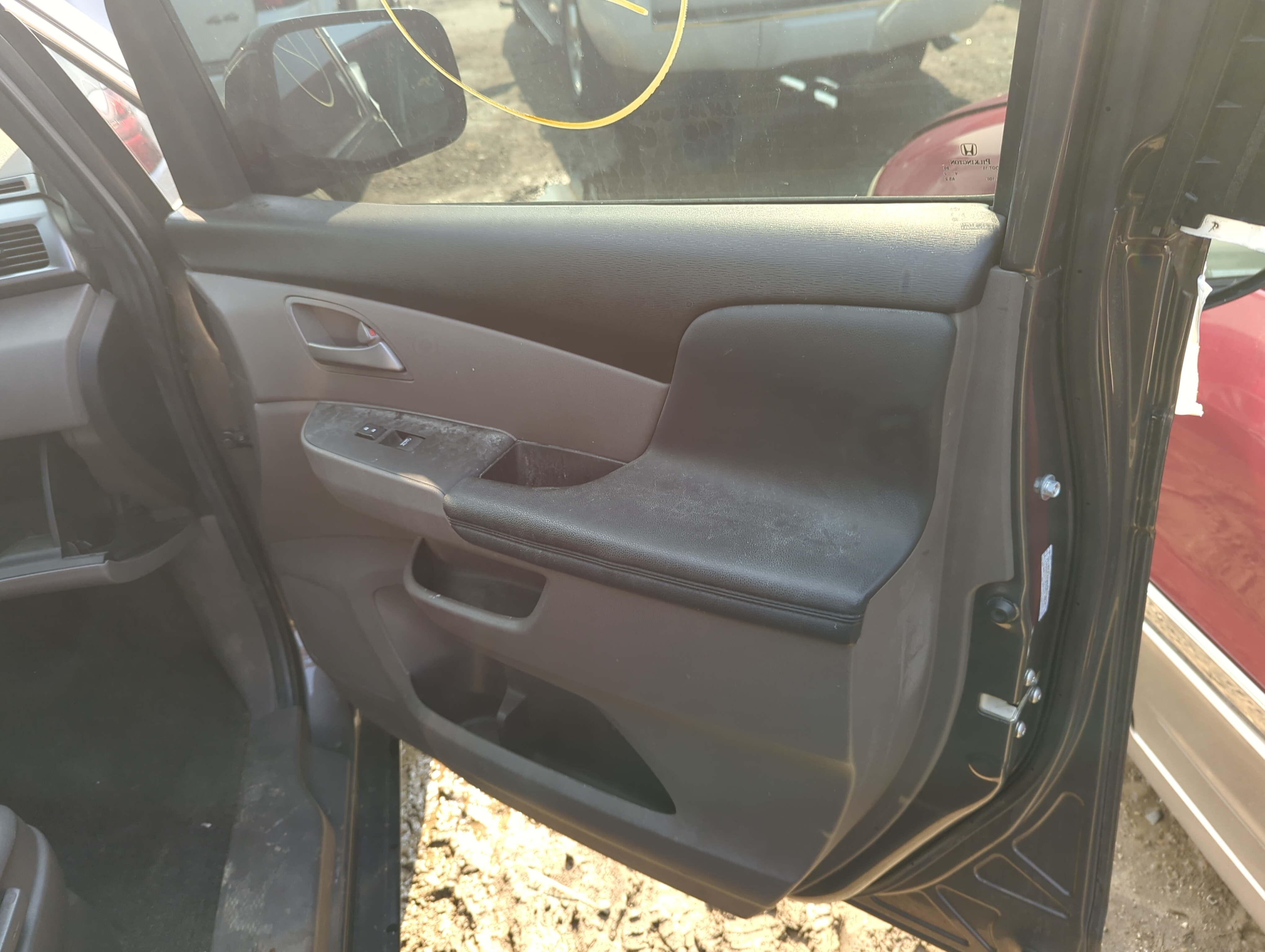 Picture of 2012 Honda Odyssey Front Right Passenger Interior Door Panel Trim 1109510