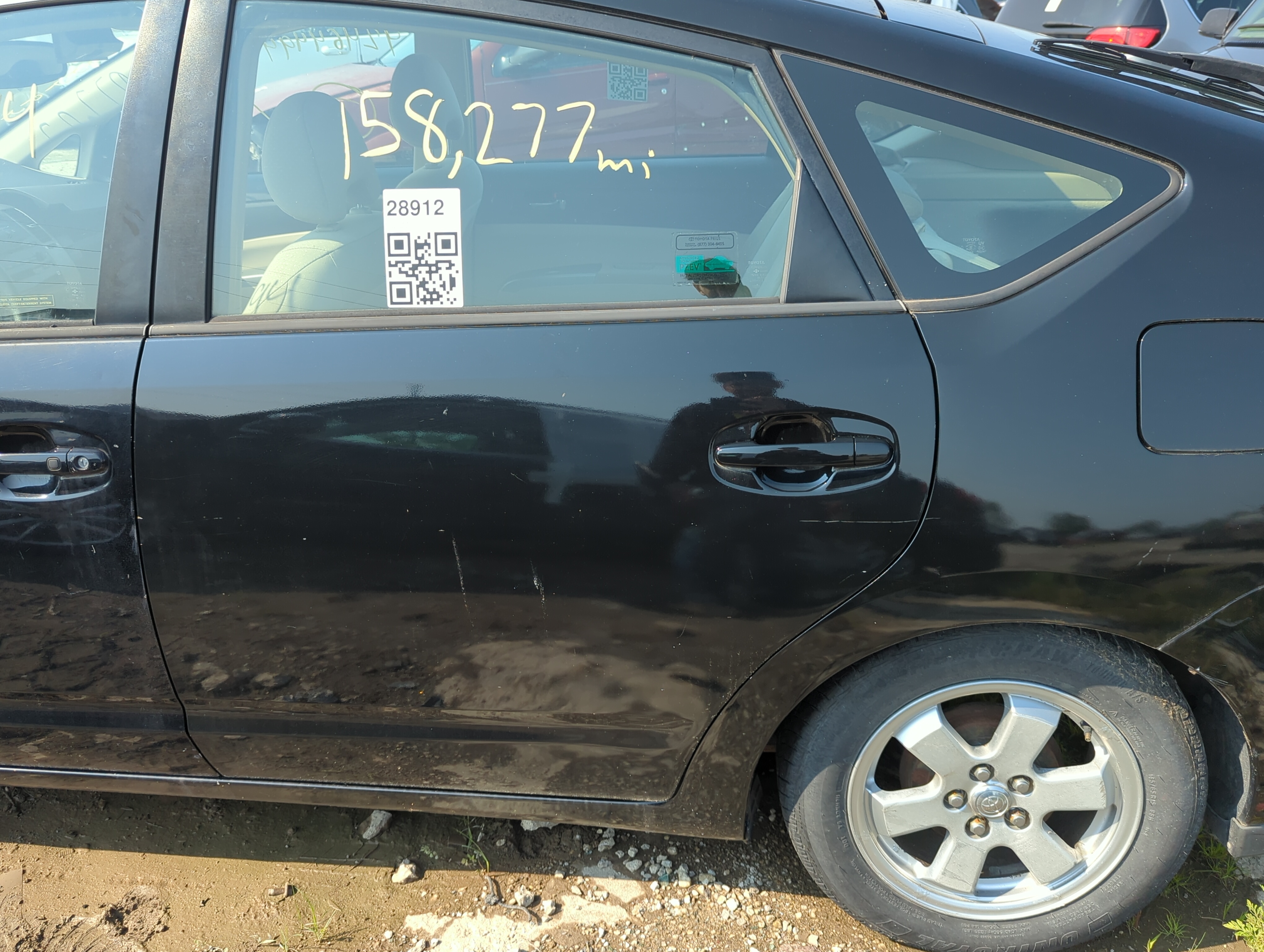 Picture of 2004-2009 Toyota Prius Driver Rear Door Oem 1109855