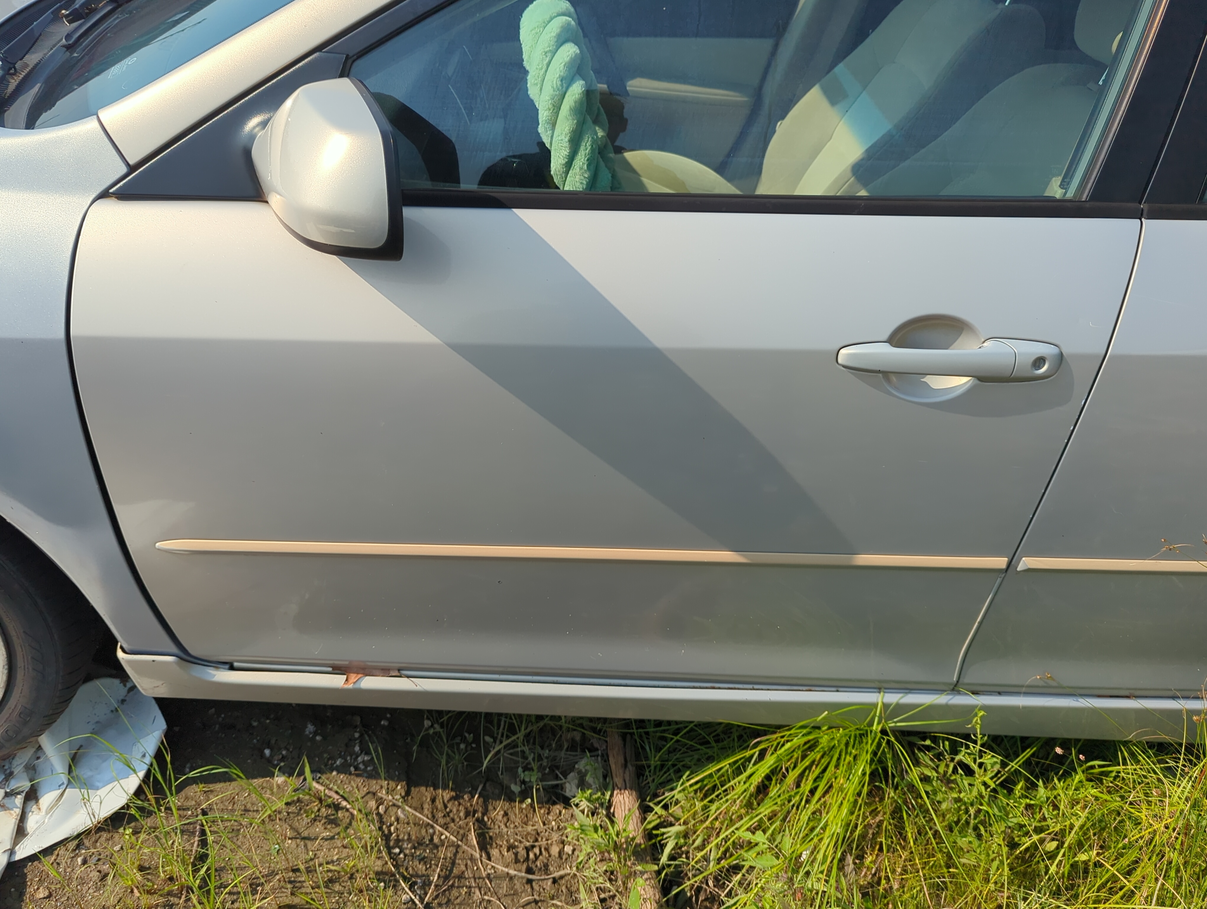 Picture of 2003-2008 Mazda 6 Driver Front Door Oem 1110041