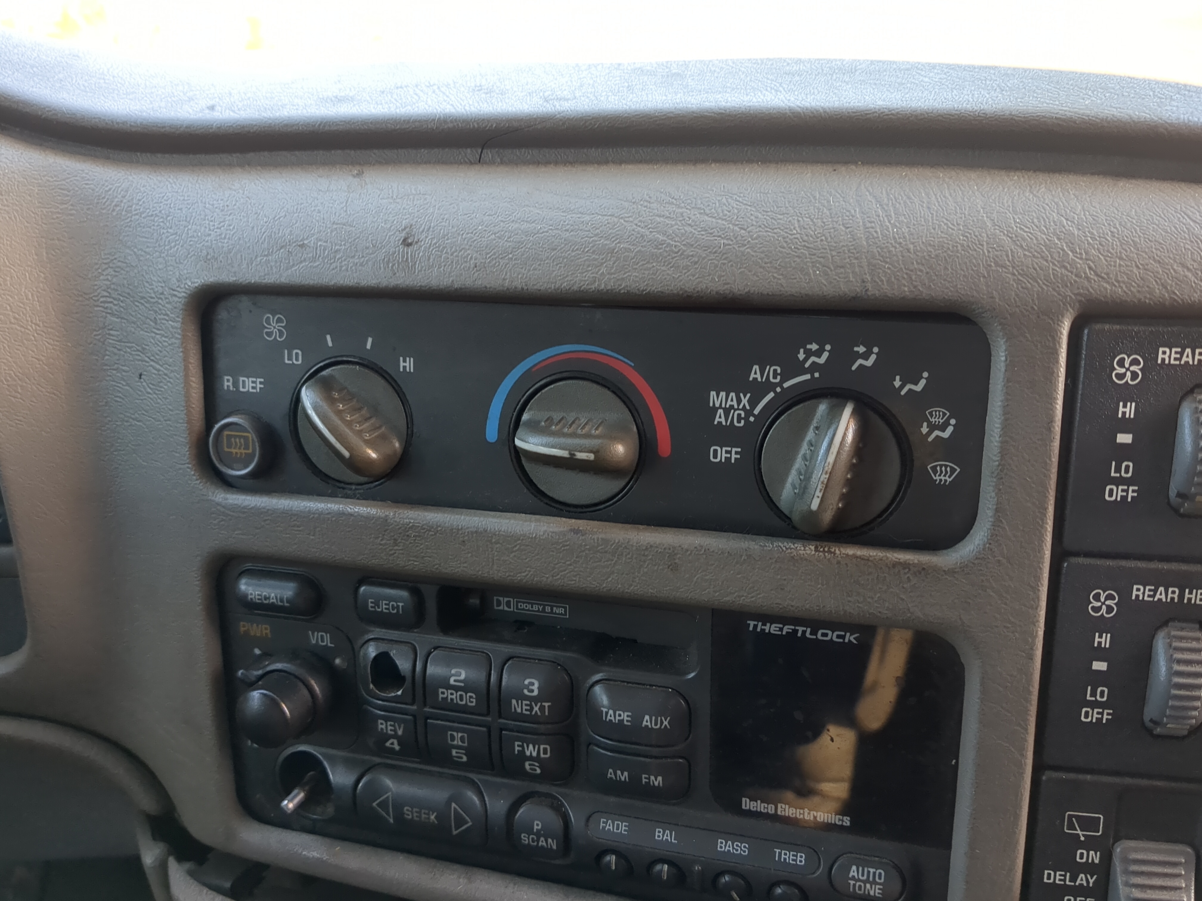 Picture of 1996-2005 Chevrolet Astro Ac Heater Climate Control 1110075