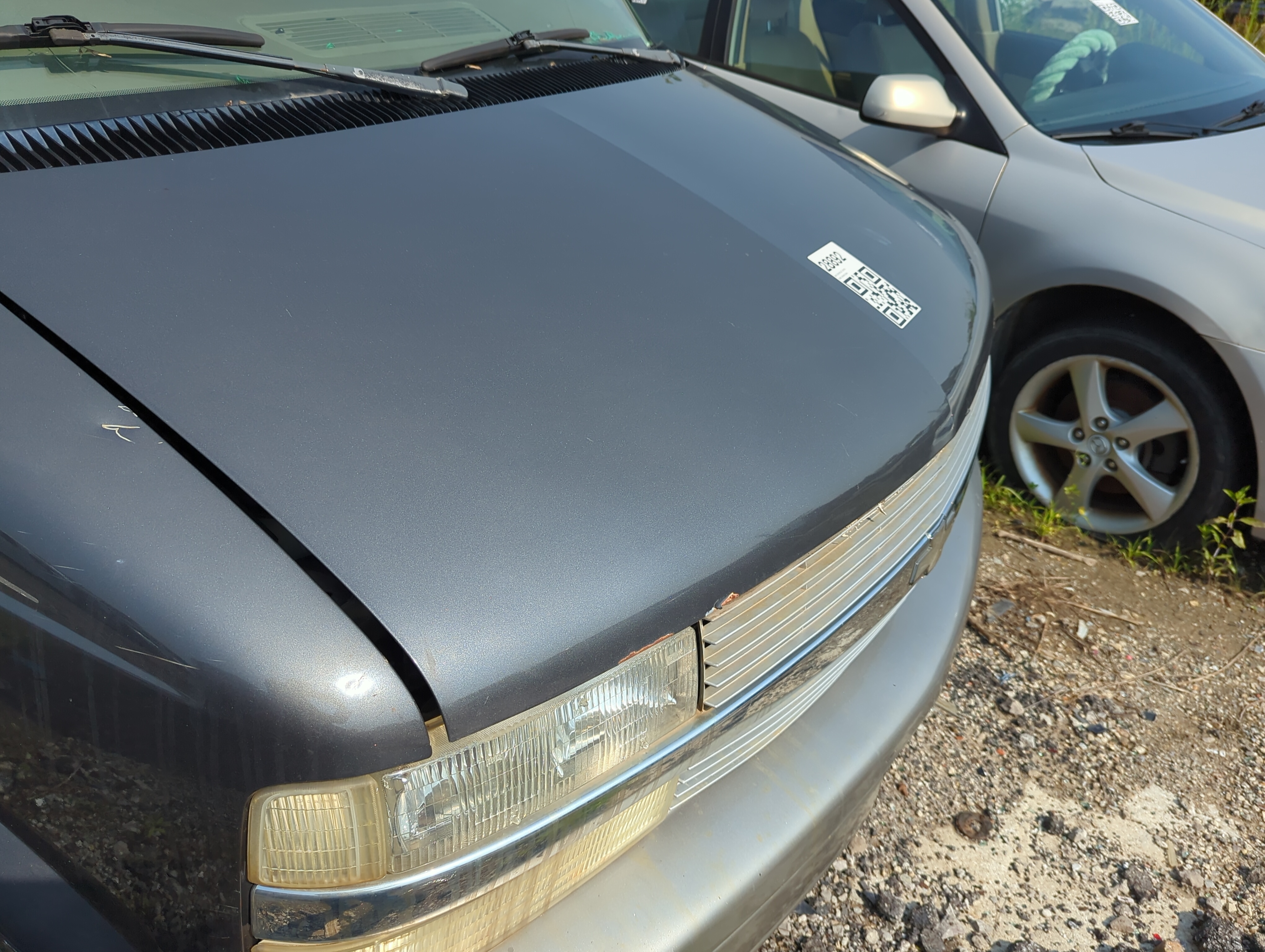 1995-2005 Chevrolet Astro Hood Oem 1110144 - Oemusedautoparts1.com