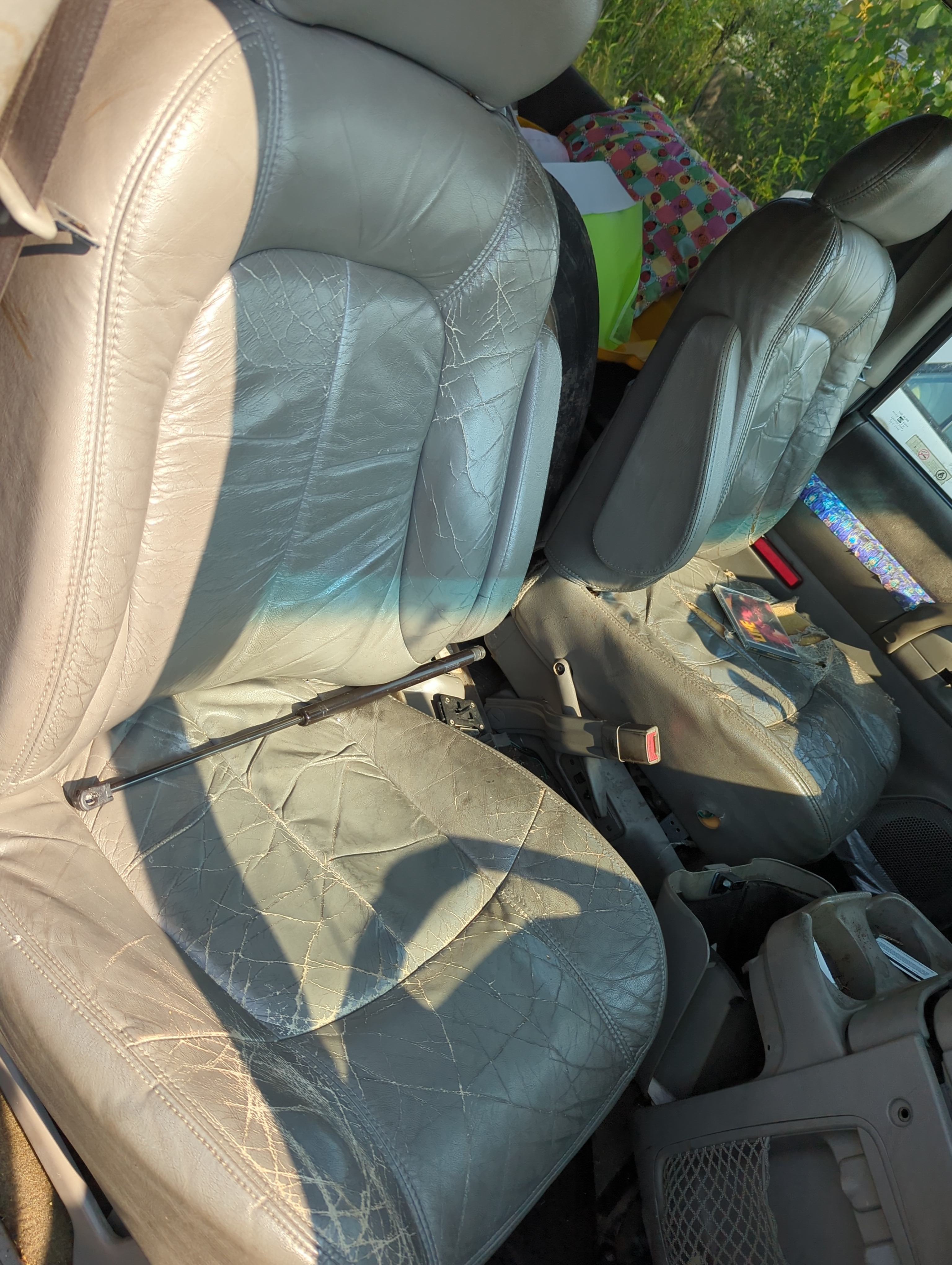 Picture of 2003 Chevrolet Astro Passenger Front Seat Oem 1110162