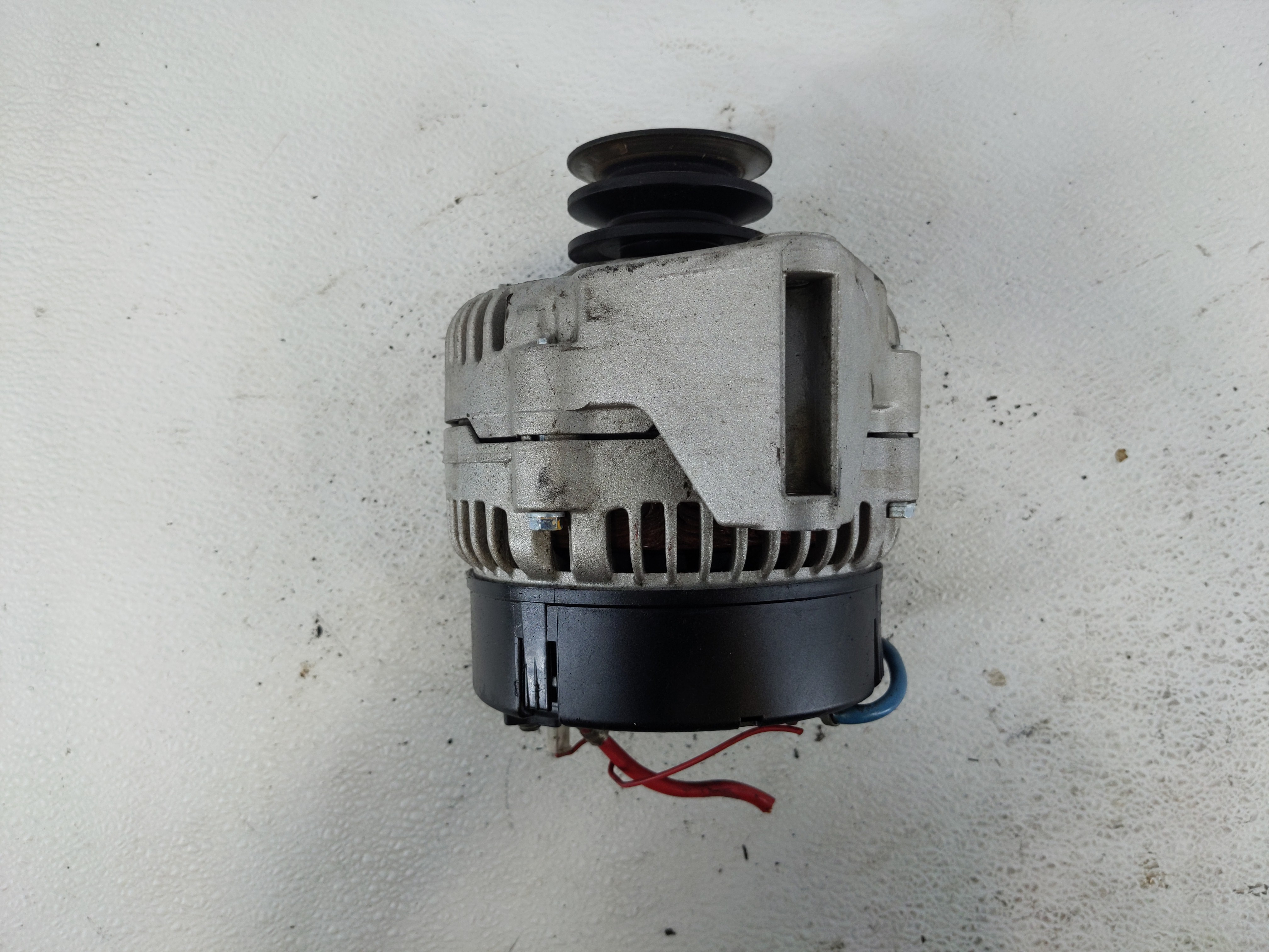 1995-1995 Volvo 940 Alternator Generator Charging Assembly Engine Oem 1110227 - Oemusedautoparts1.com