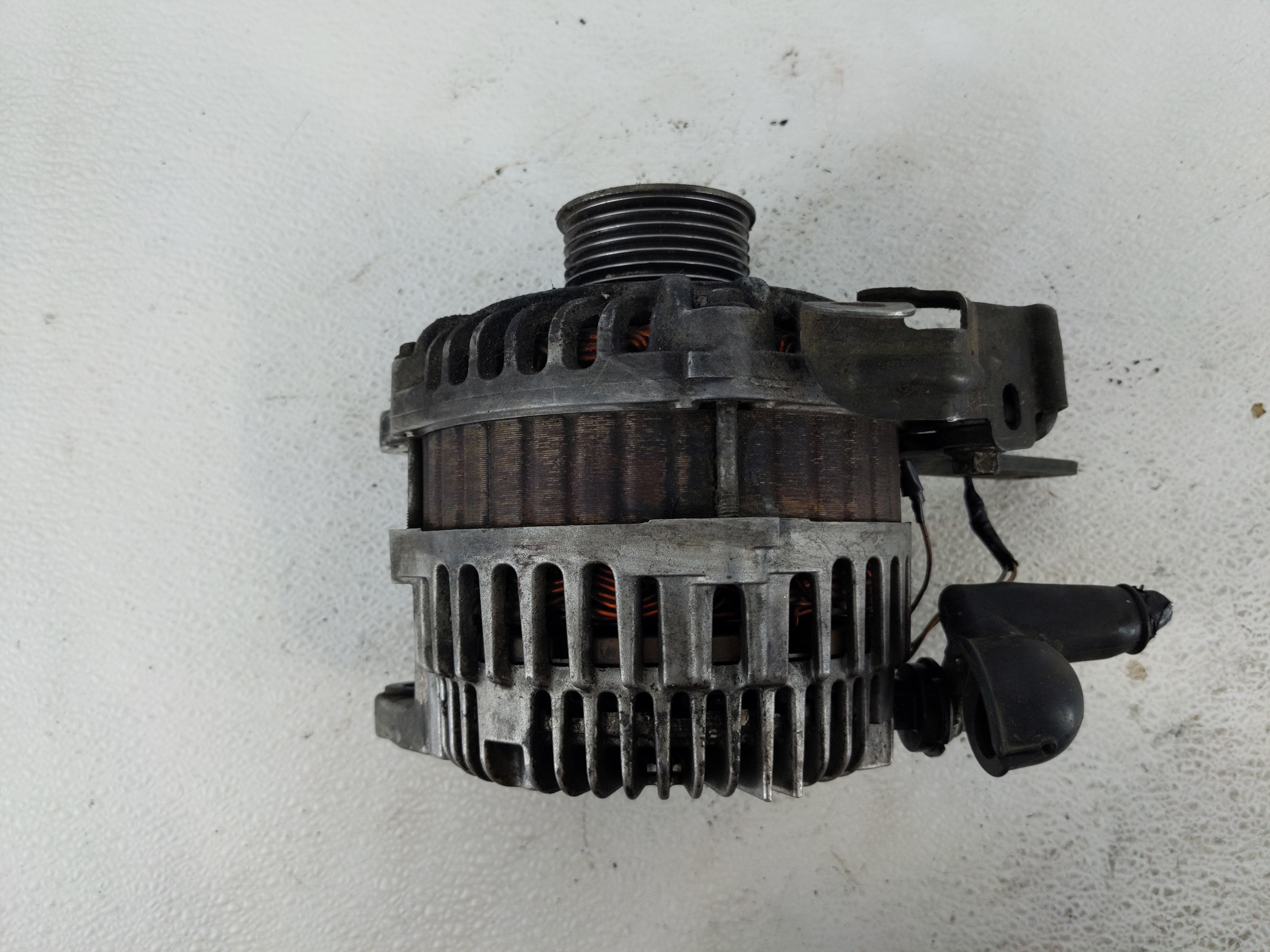 Picture of 2007 Nissan Altima Alternator Generator Charging Assembly Engine Oem 1110228