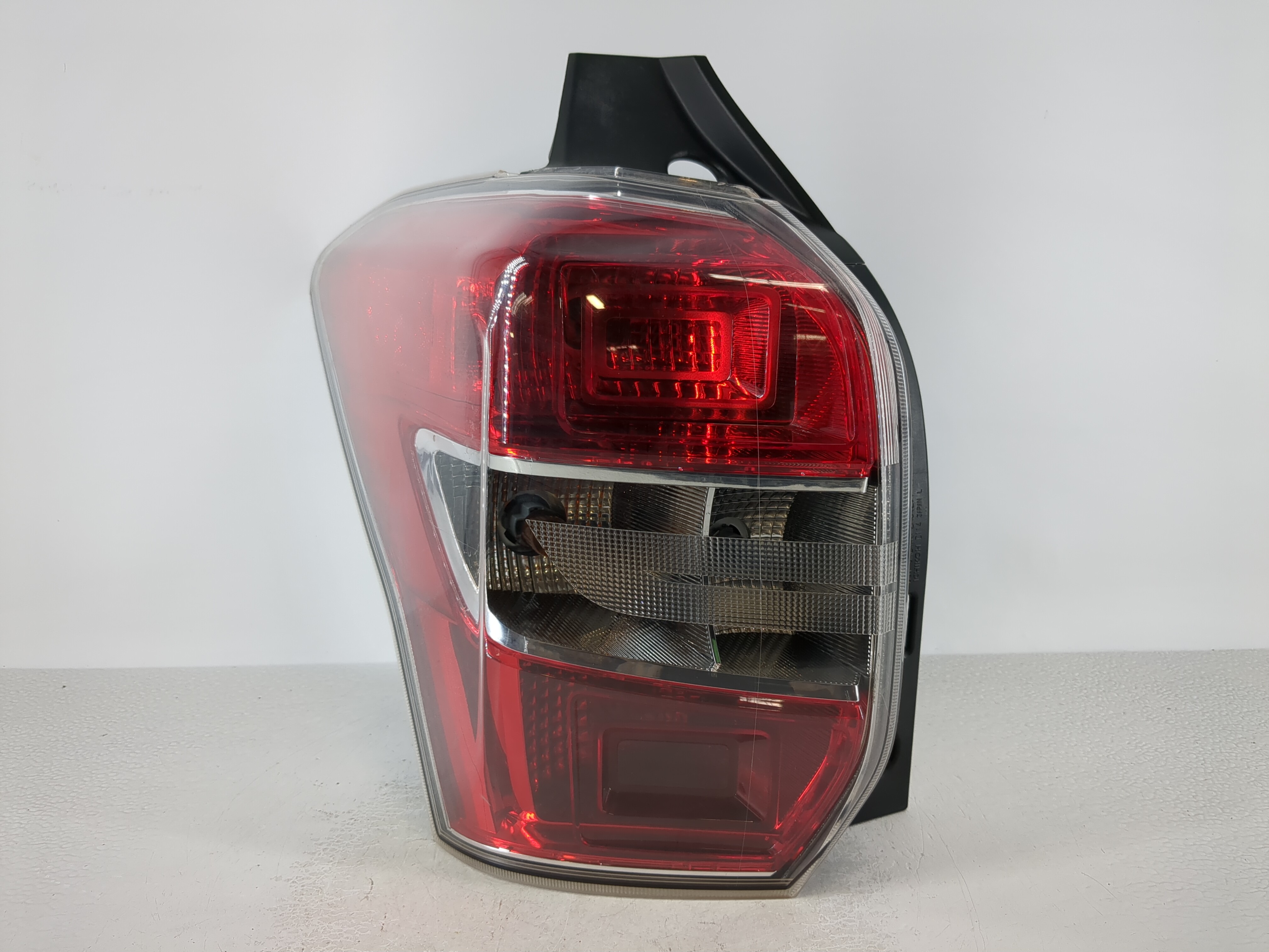 2014 Subaru Forester Driver Left Side Tail Light Taillight Oem 1110242 - Oemusedautoparts1.com